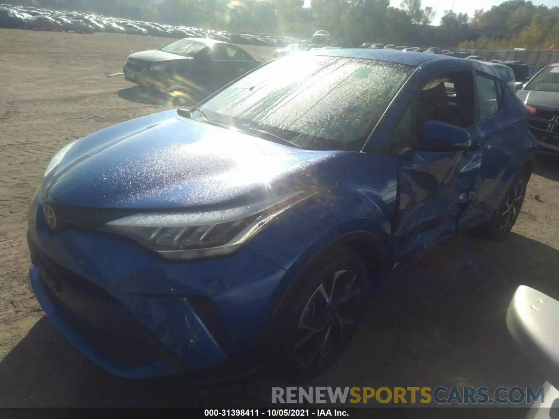 2 Photograph of a damaged car NMTKHMBX6LR117049 TOYOTA C-HR 2020