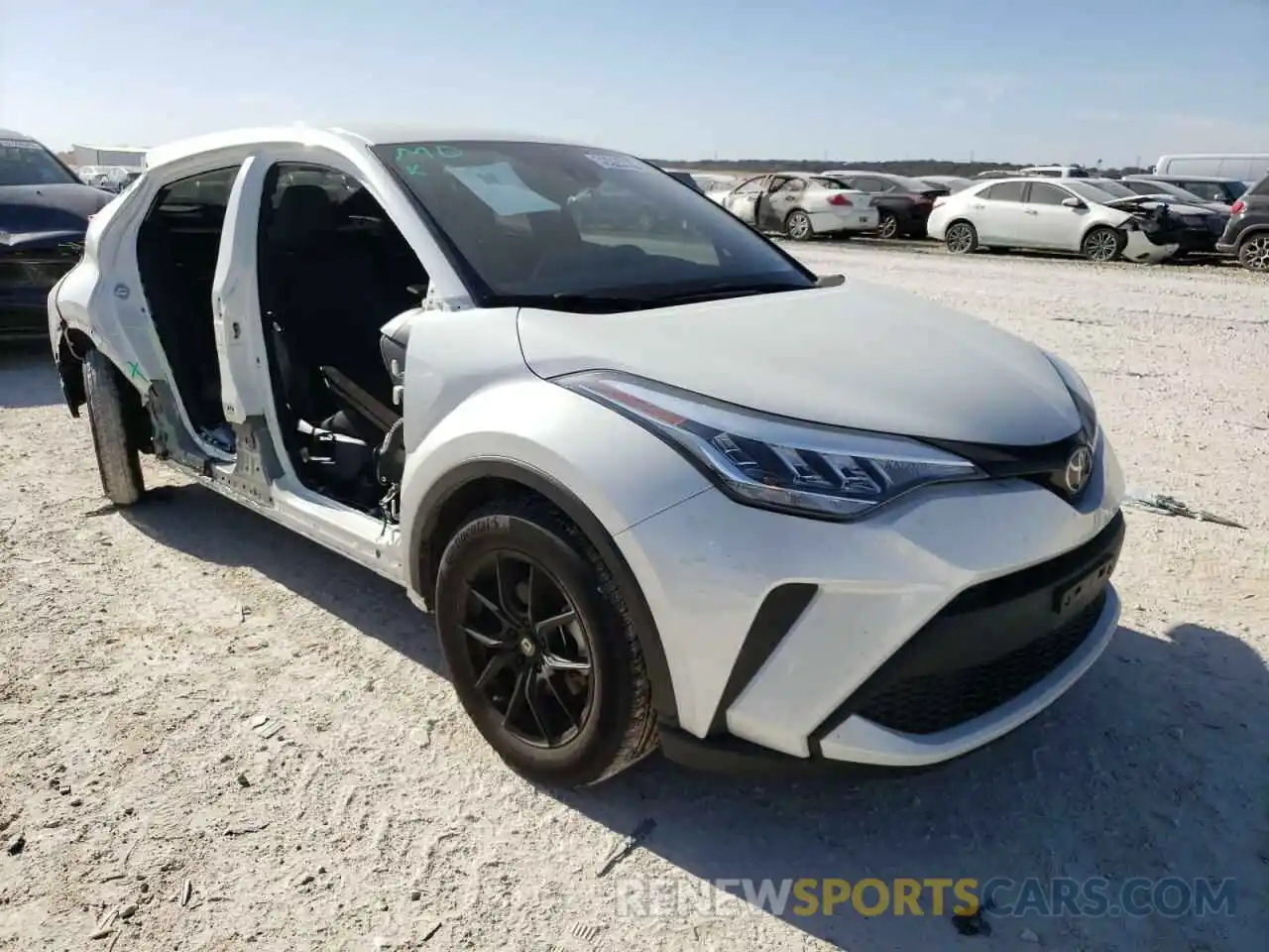 1 Фотография поврежденного автомобиля NMTKHMBX6LR118539 TOYOTA C-HR 2020