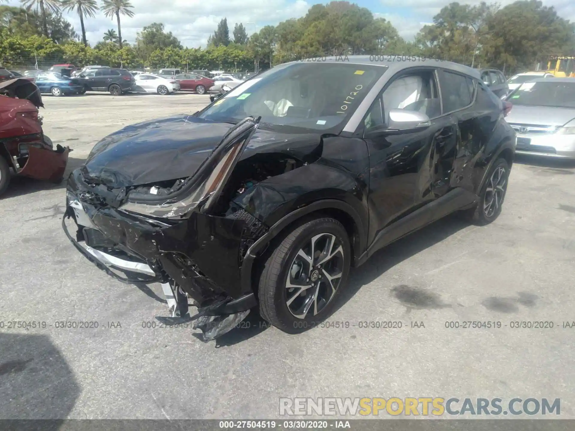 2 Photograph of a damaged car NMTKHMBX7LR101720 TOYOTA C-HR 2020