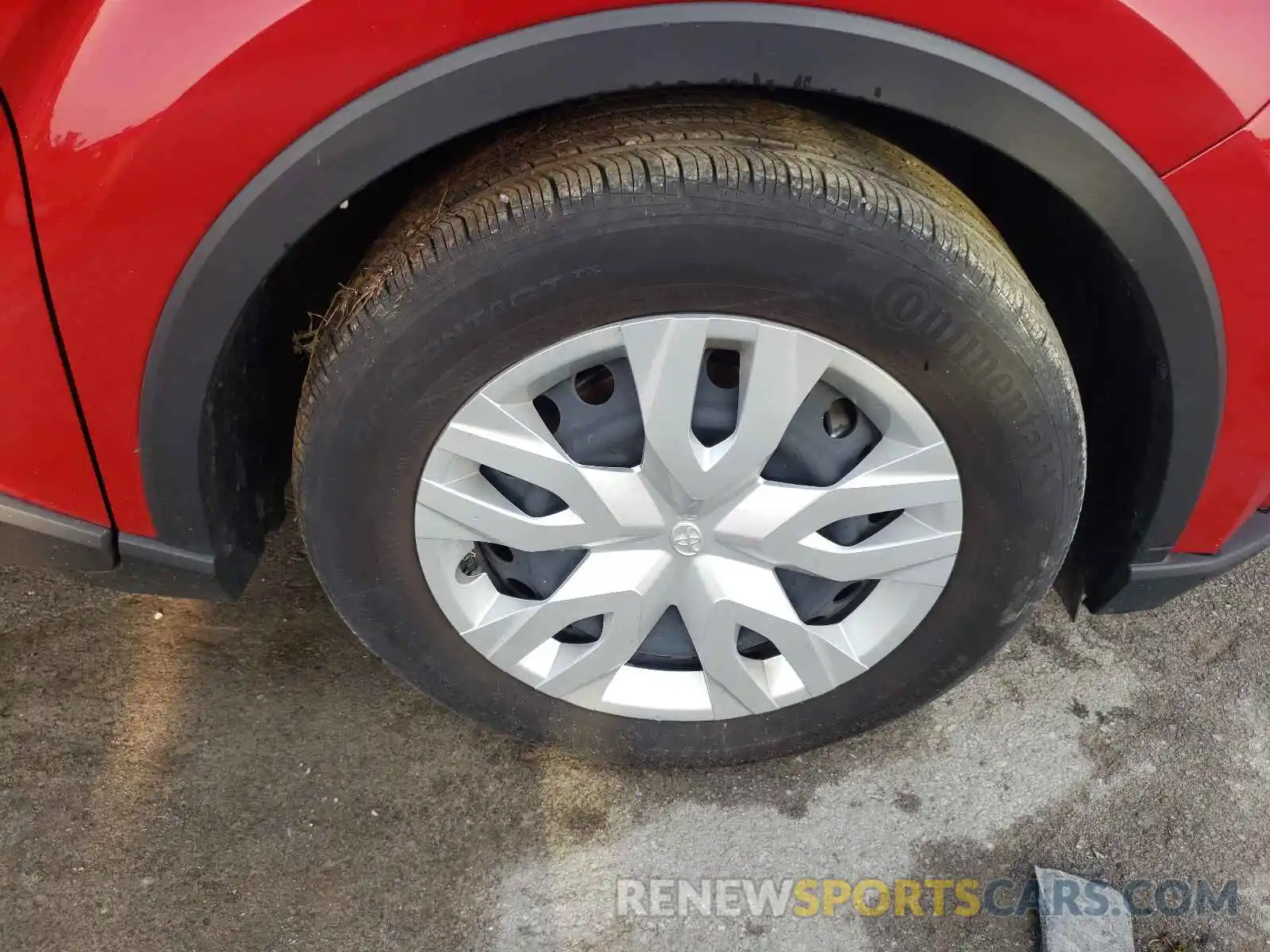 9 Photograph of a damaged car NMTKHMBX7LR103581 TOYOTA C-HR 2020