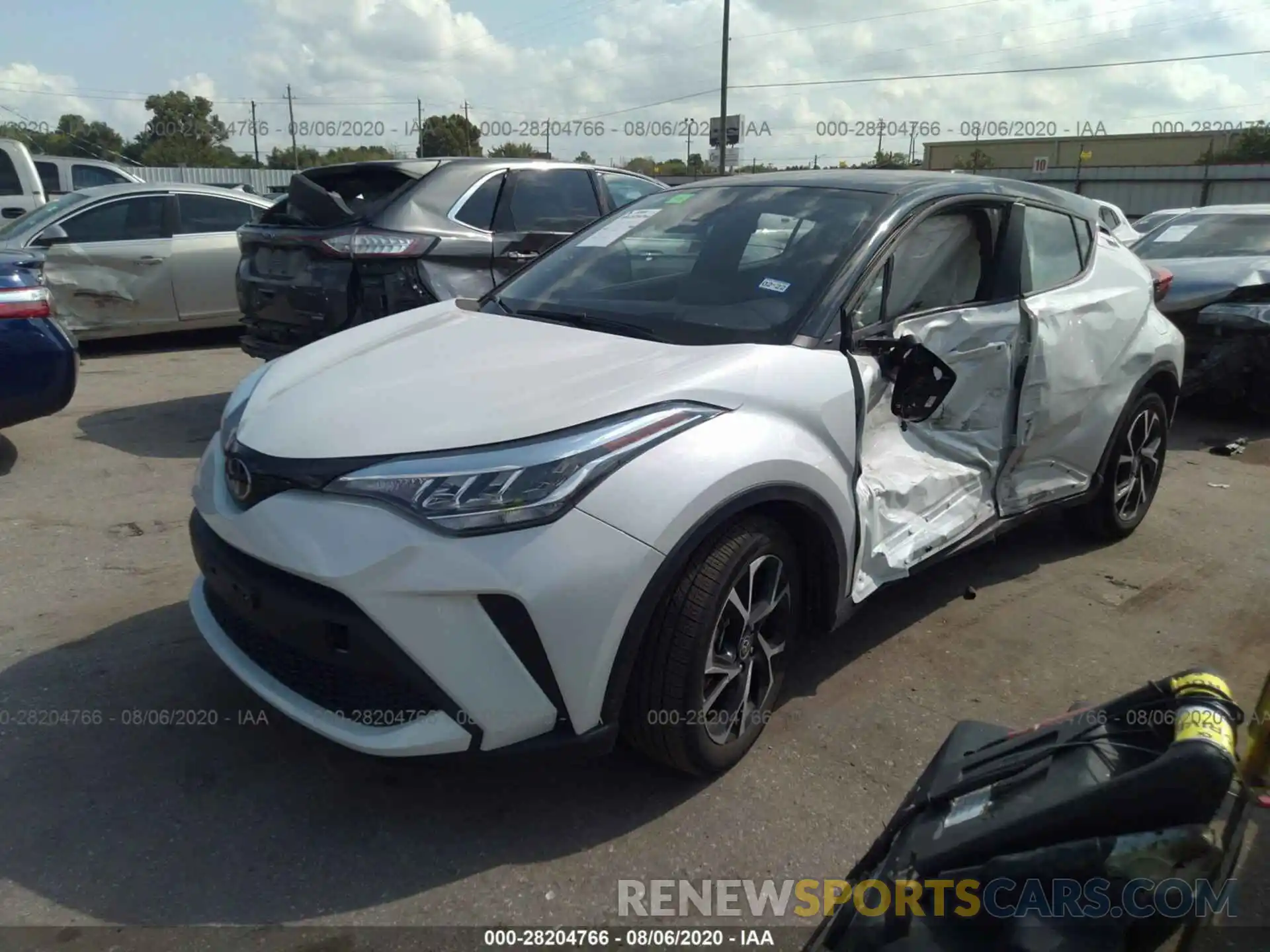 2 Photograph of a damaged car NMTKHMBX7LR105279 TOYOTA C-HR 2020