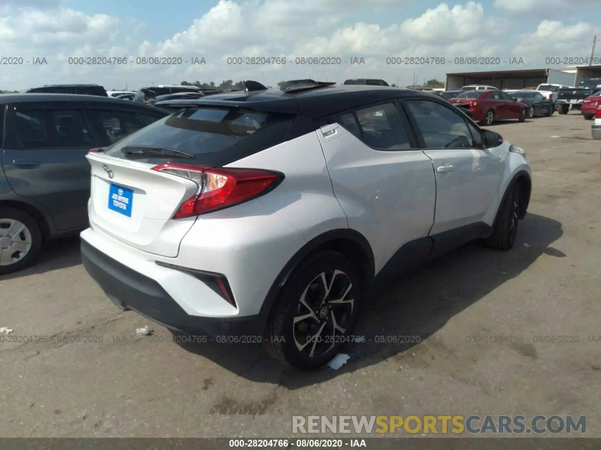 4 Фотография поврежденного автомобиля NMTKHMBX7LR105279 TOYOTA C-HR 2020