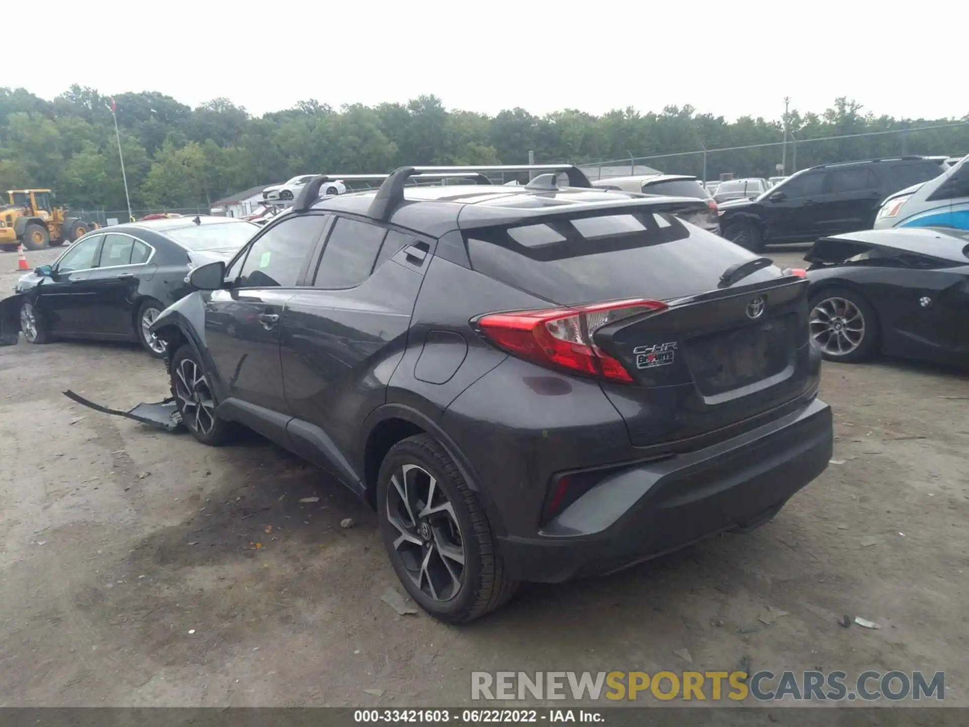 3 Photograph of a damaged car NMTKHMBX7LR108814 TOYOTA C-HR 2020