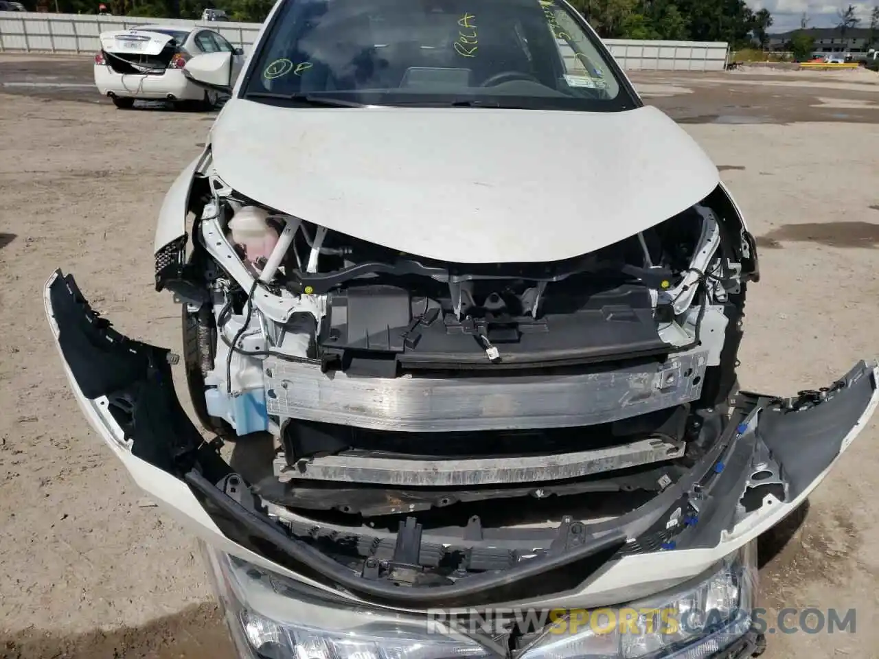 9 Photograph of a damaged car NMTKHMBX7LR111177 TOYOTA C-HR 2020