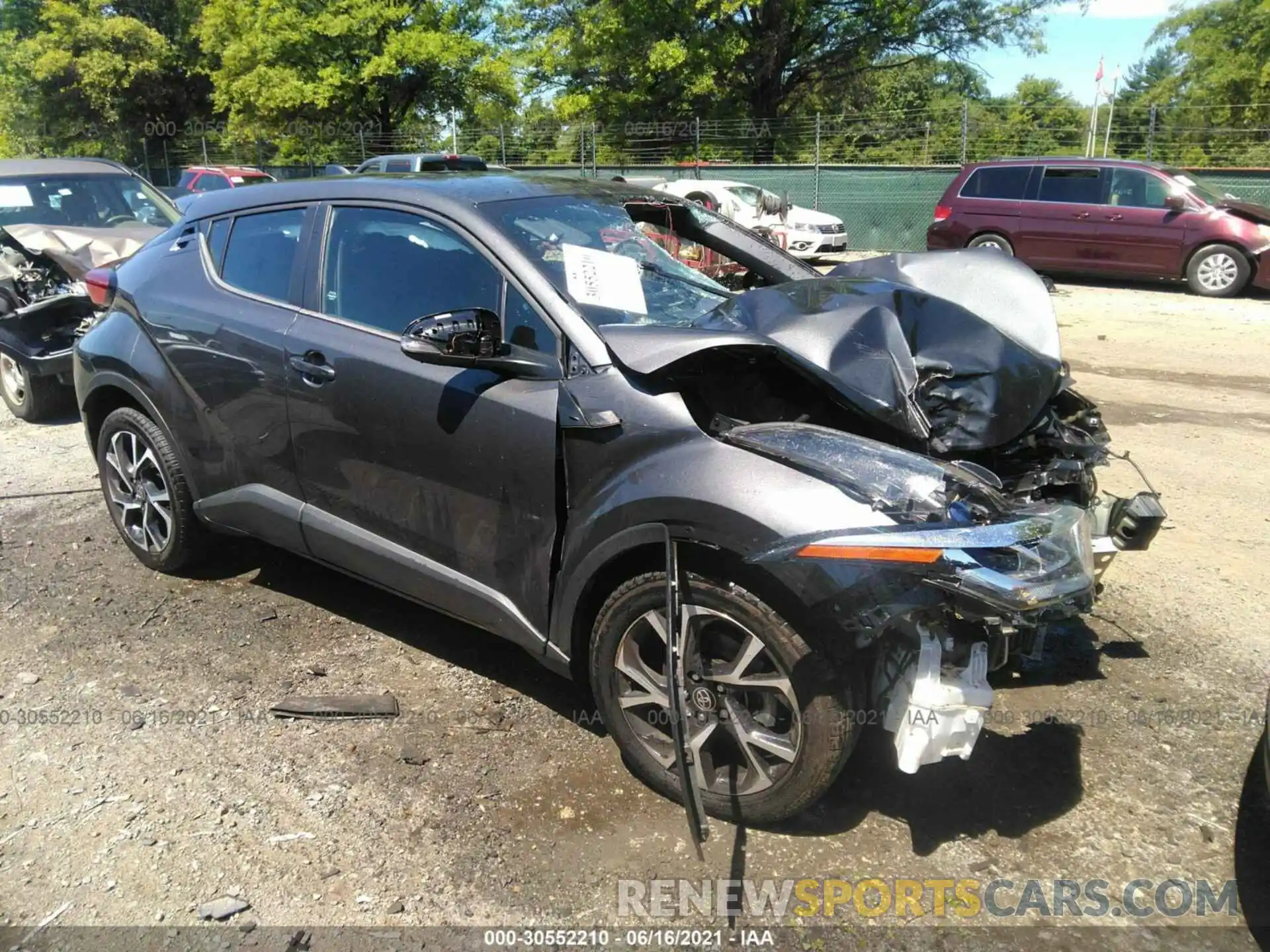 1 Photograph of a damaged car NMTKHMBX7LR111471 TOYOTA C-HR 2020