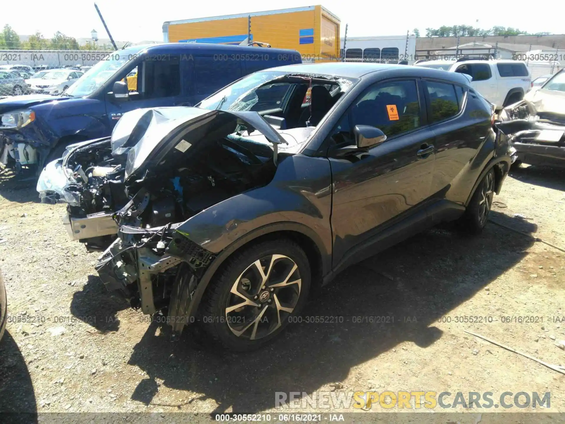 2 Фотография поврежденного автомобиля NMTKHMBX7LR111471 TOYOTA C-HR 2020