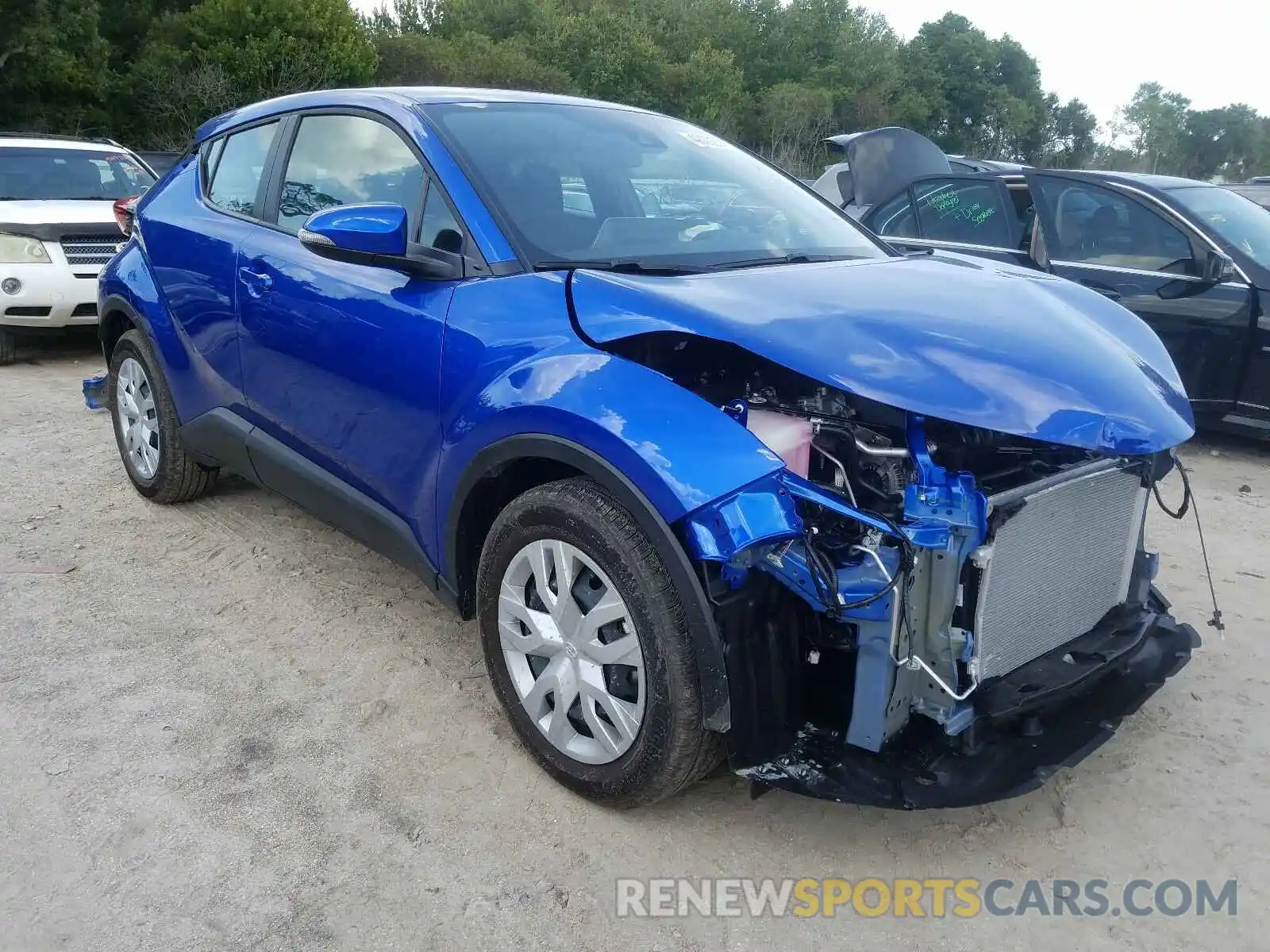 1 Photograph of a damaged car NMTKHMBX7LR111745 TOYOTA C-HR 2020