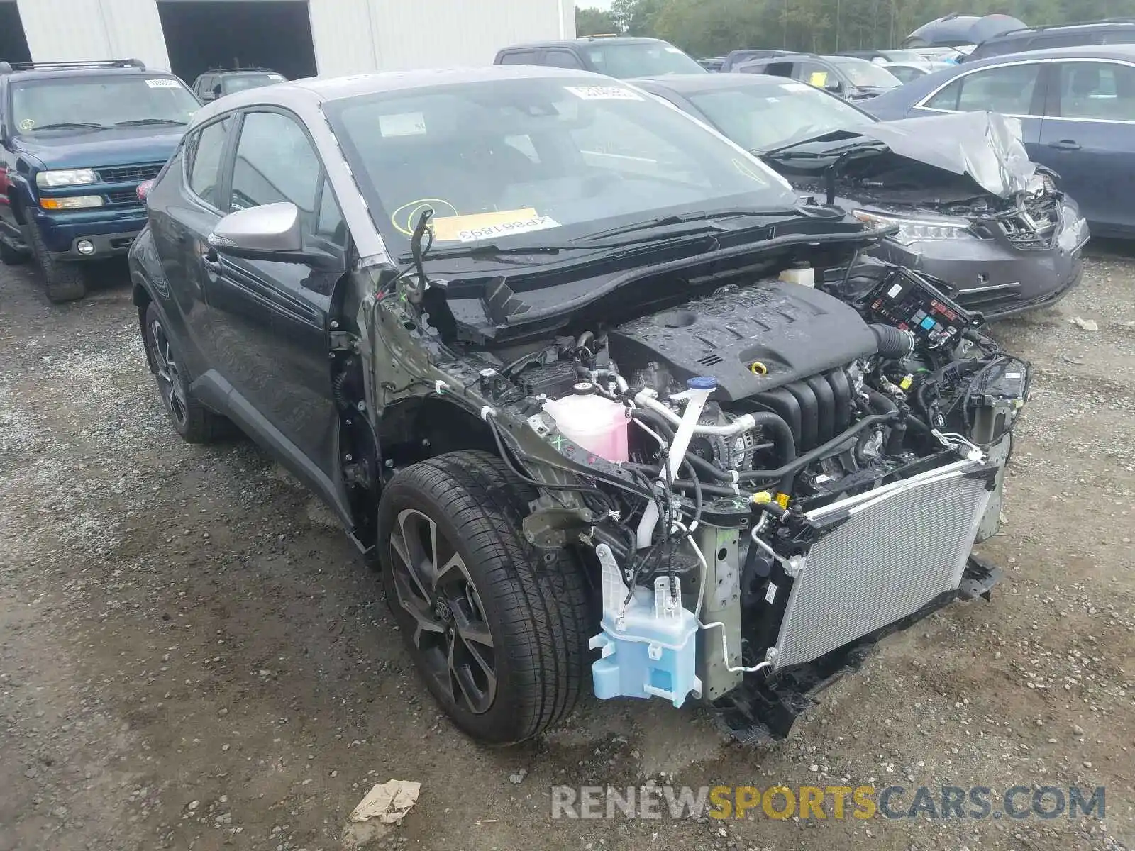 1 Photograph of a damaged car NMTKHMBX7LR112815 TOYOTA C-HR 2020