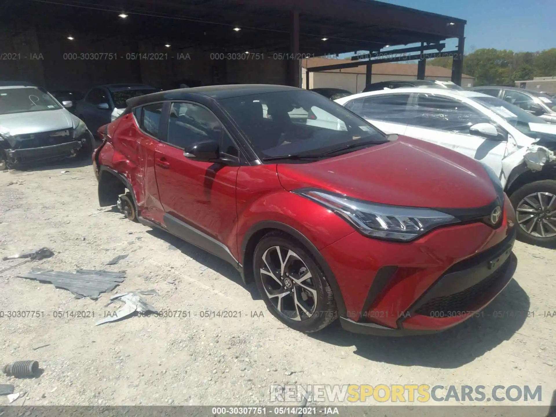 1 Photograph of a damaged car NMTKHMBX7LR114662 TOYOTA C-HR 2020