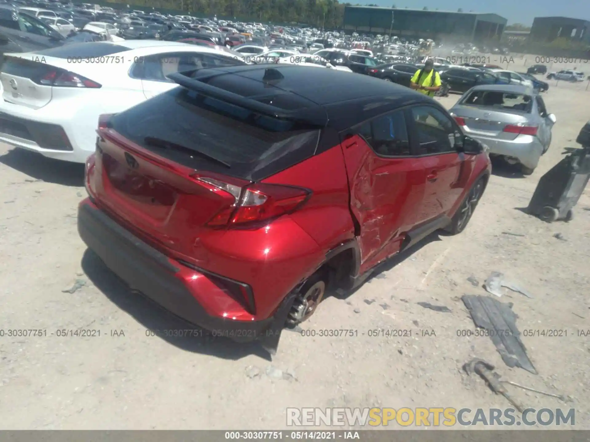 4 Фотография поврежденного автомобиля NMTKHMBX7LR114662 TOYOTA C-HR 2020