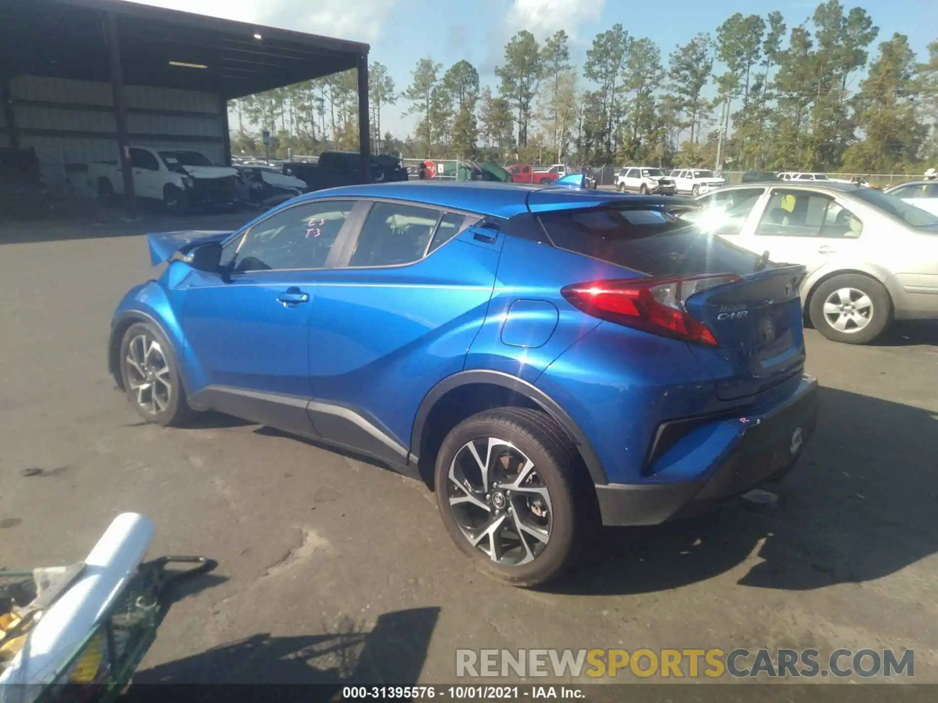 3 Photograph of a damaged car NMTKHMBX7LR115374 TOYOTA C-HR 2020