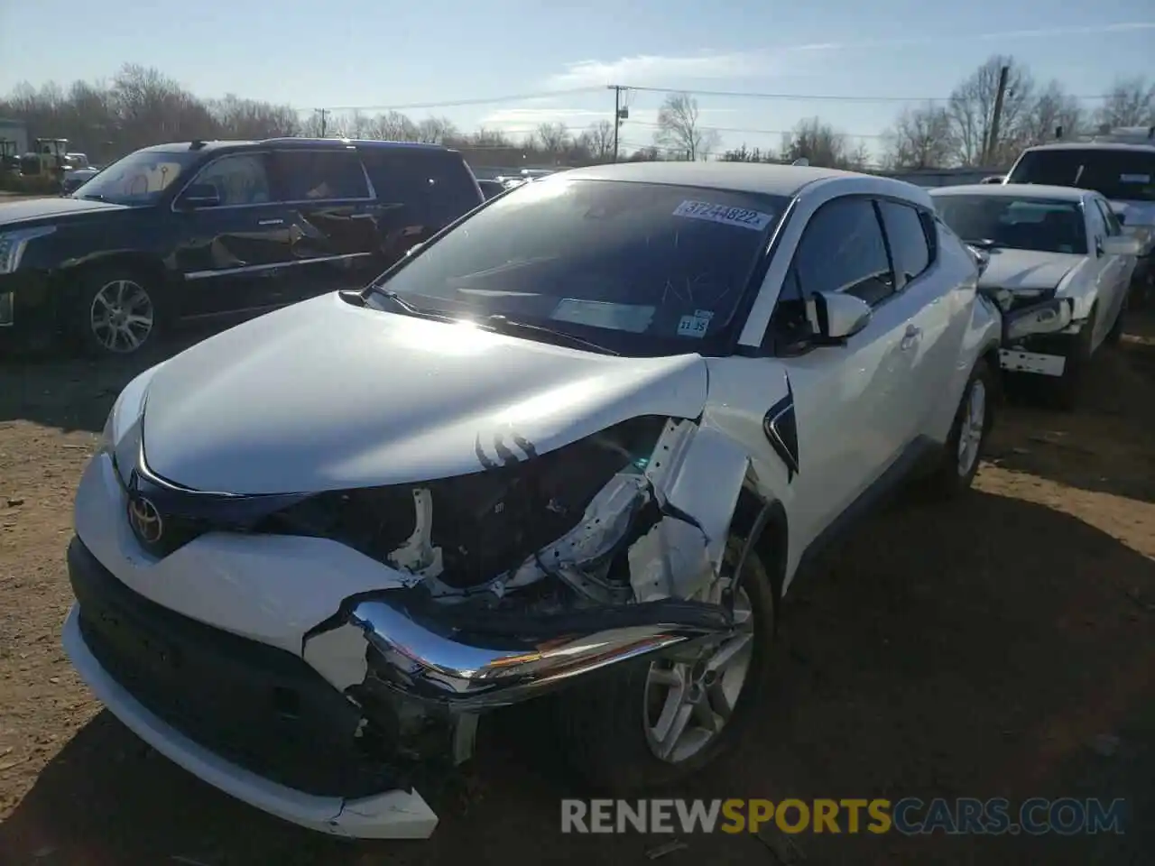 2 Photograph of a damaged car NMTKHMBX7LR116010 TOYOTA C-HR 2020