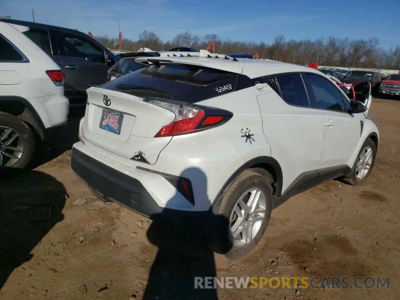 4 Photograph of a damaged car NMTKHMBX7LR116010 TOYOTA C-HR 2020