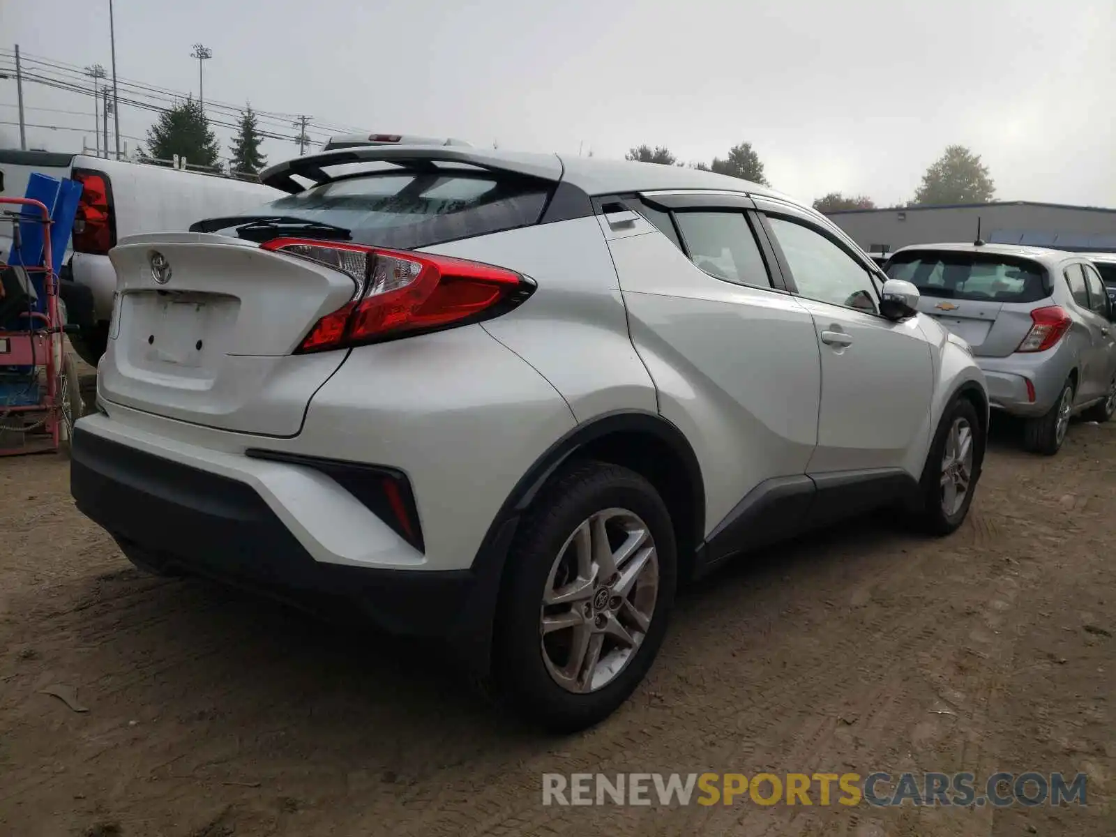 4 Photograph of a damaged car NMTKHMBX7LR117562 TOYOTA C-HR 2020