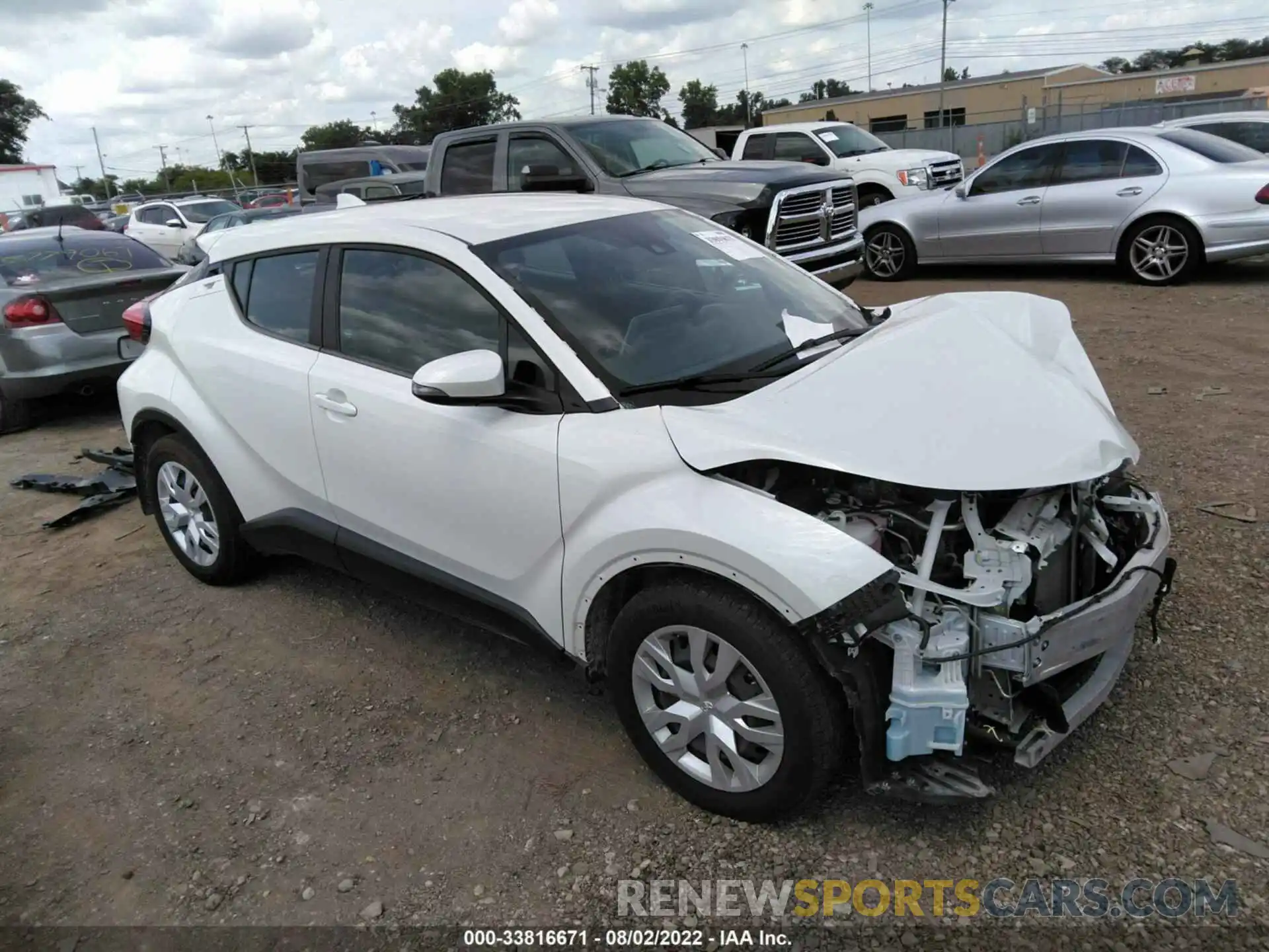 1 Фотография поврежденного автомобиля NMTKHMBX7LR117688 TOYOTA C-HR 2020