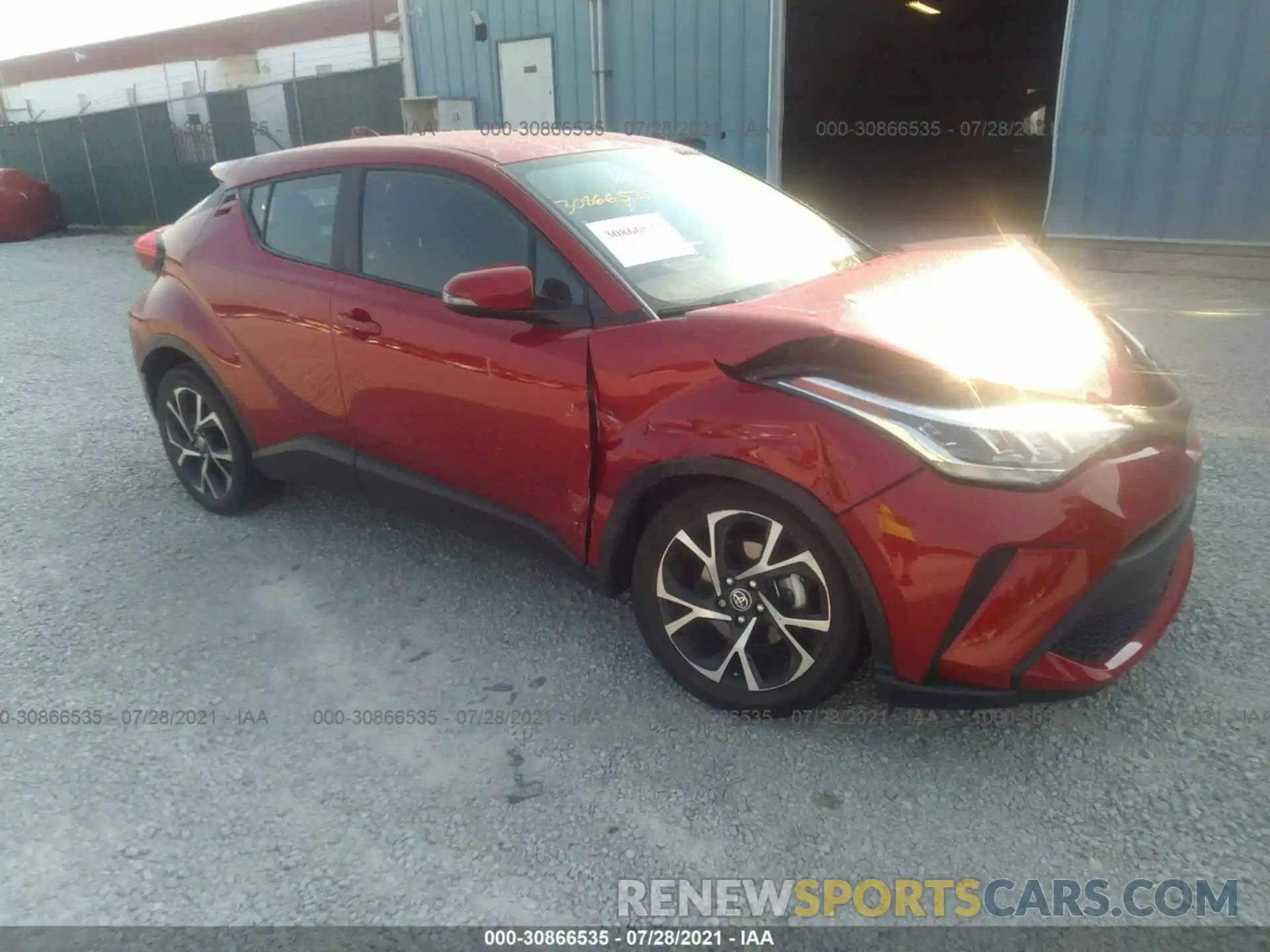 1 Photograph of a damaged car NMTKHMBX7LR117710 TOYOTA C-HR 2020