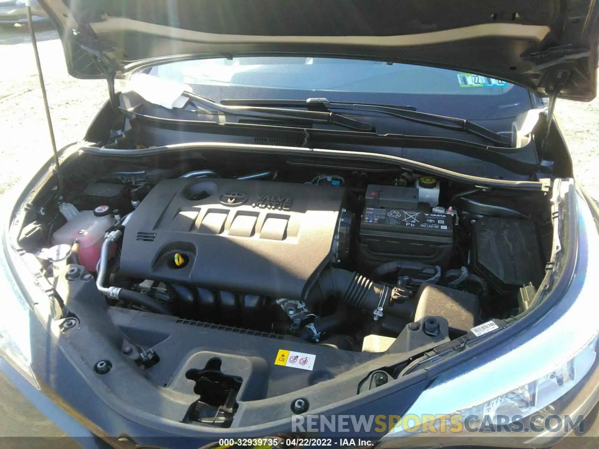 10 Photograph of a damaged car NMTKHMBX7LR117822 TOYOTA C-HR 2020