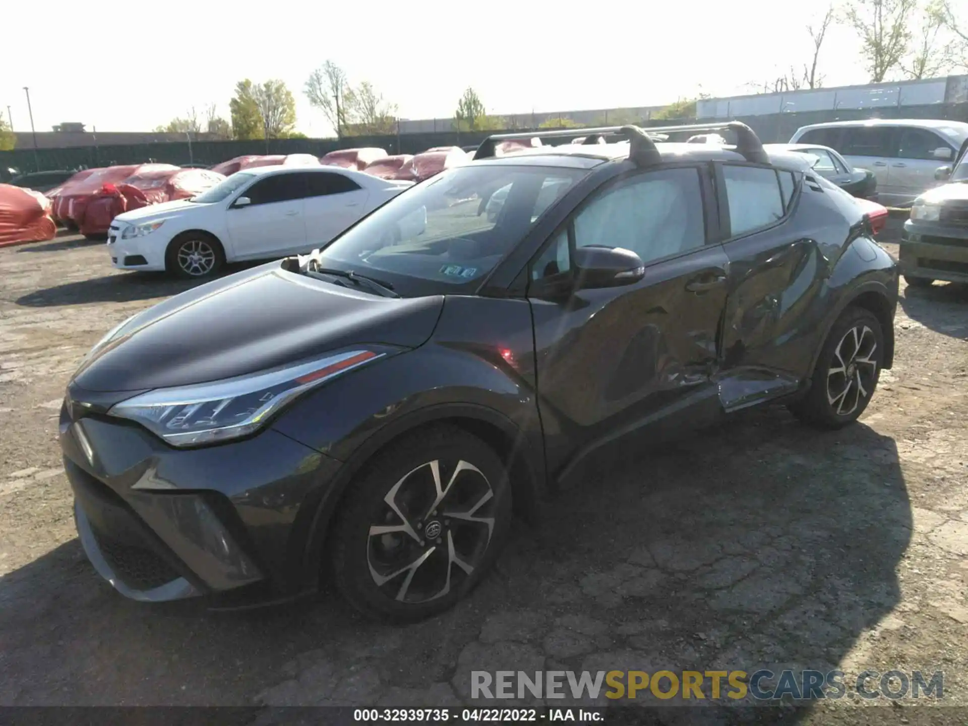 2 Photograph of a damaged car NMTKHMBX7LR117822 TOYOTA C-HR 2020