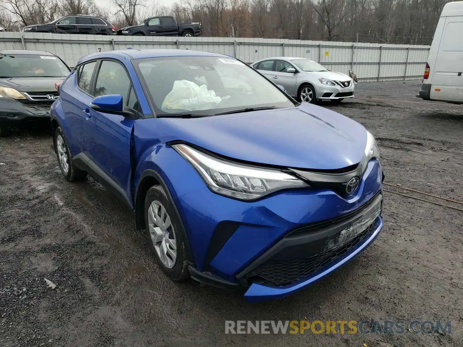 1 Photograph of a damaged car NMTKHMBX8LR101841 TOYOTA C-HR 2020