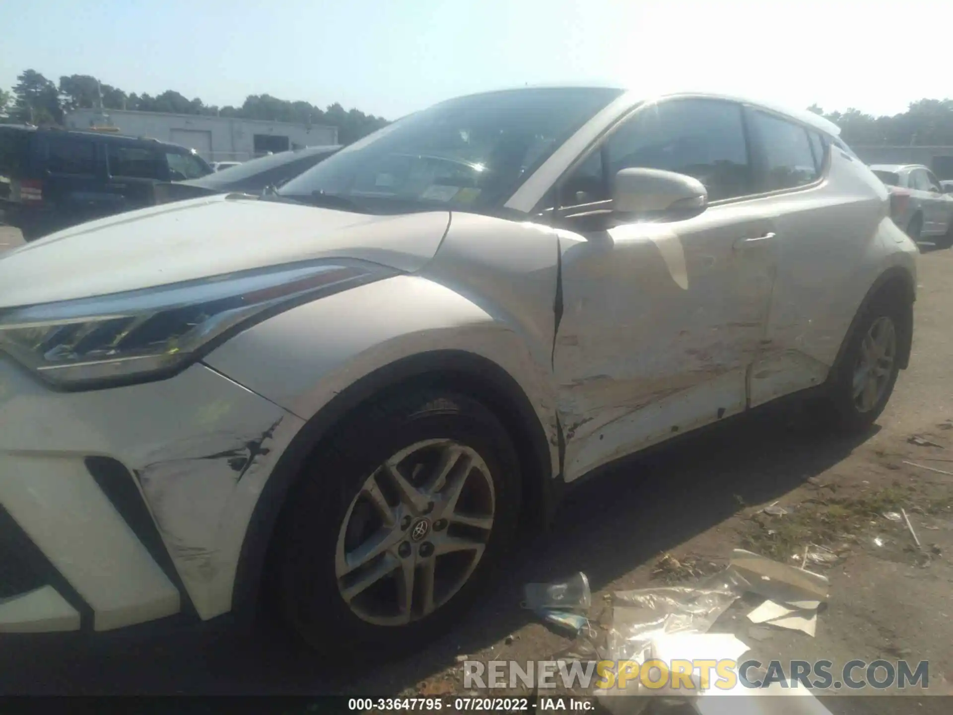 6 Photograph of a damaged car NMTKHMBX8LR103251 TOYOTA C-HR 2020