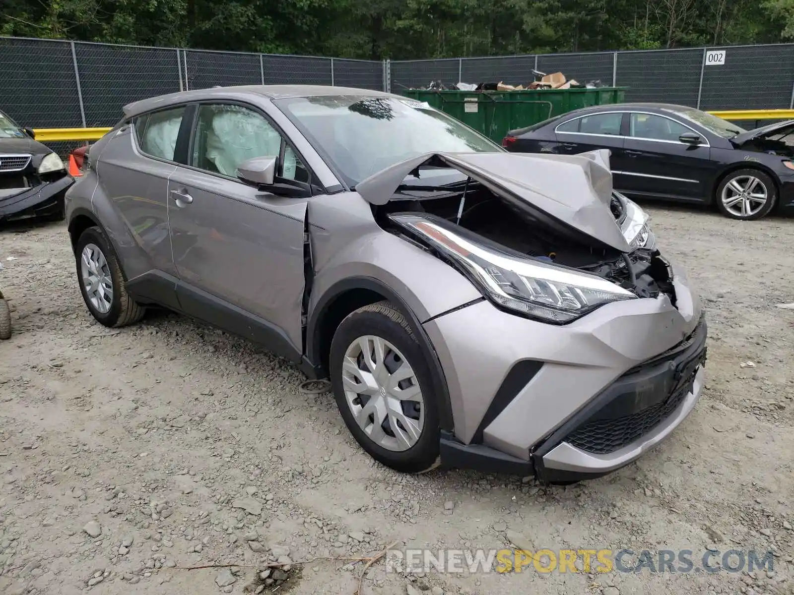 1 Photograph of a damaged car NMTKHMBX8LR103685 TOYOTA C-HR 2020