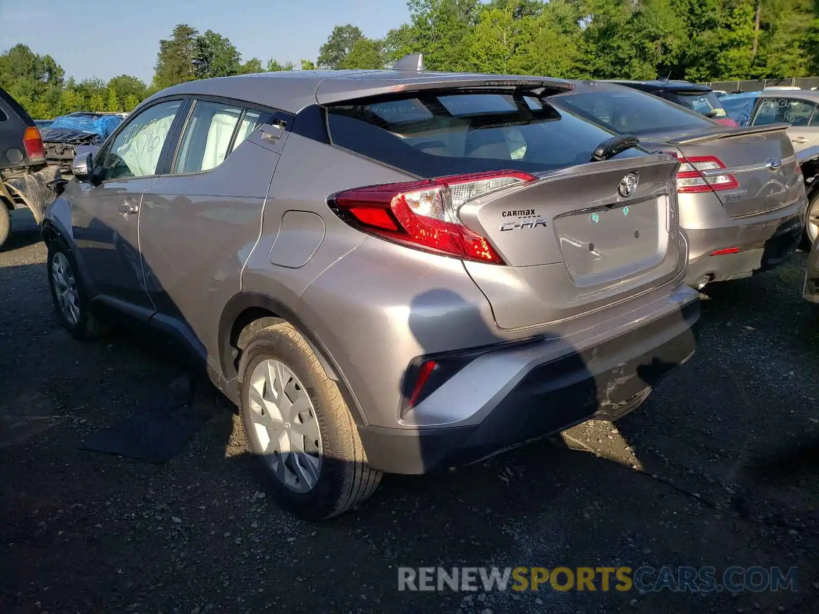 3 Photograph of a damaged car NMTKHMBX8LR103685 TOYOTA C-HR 2020