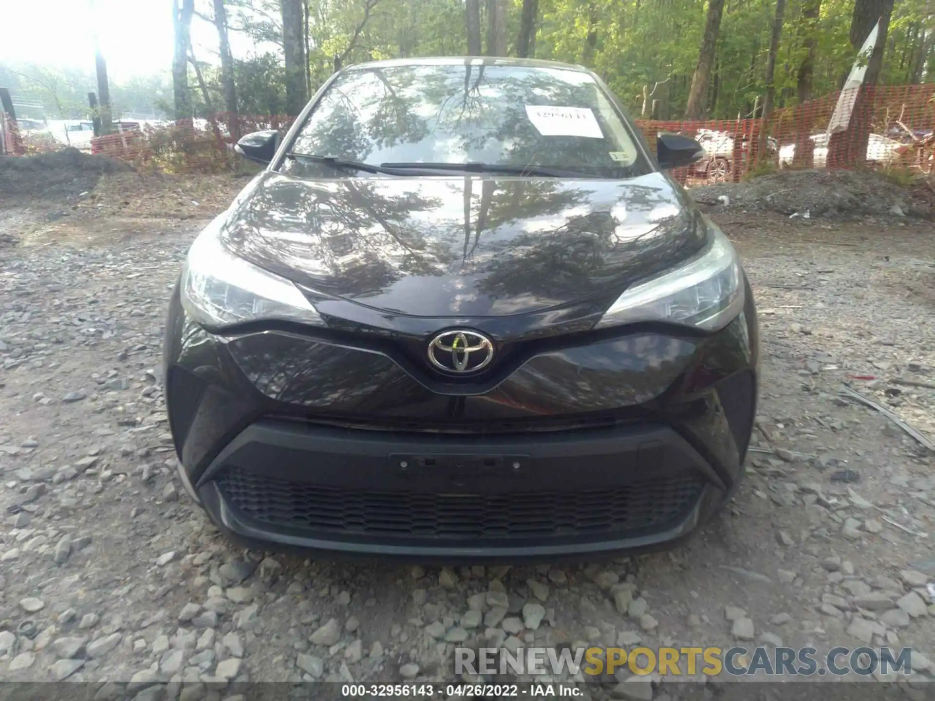 6 Photograph of a damaged car NMTKHMBX8LR104951 TOYOTA C-HR 2020