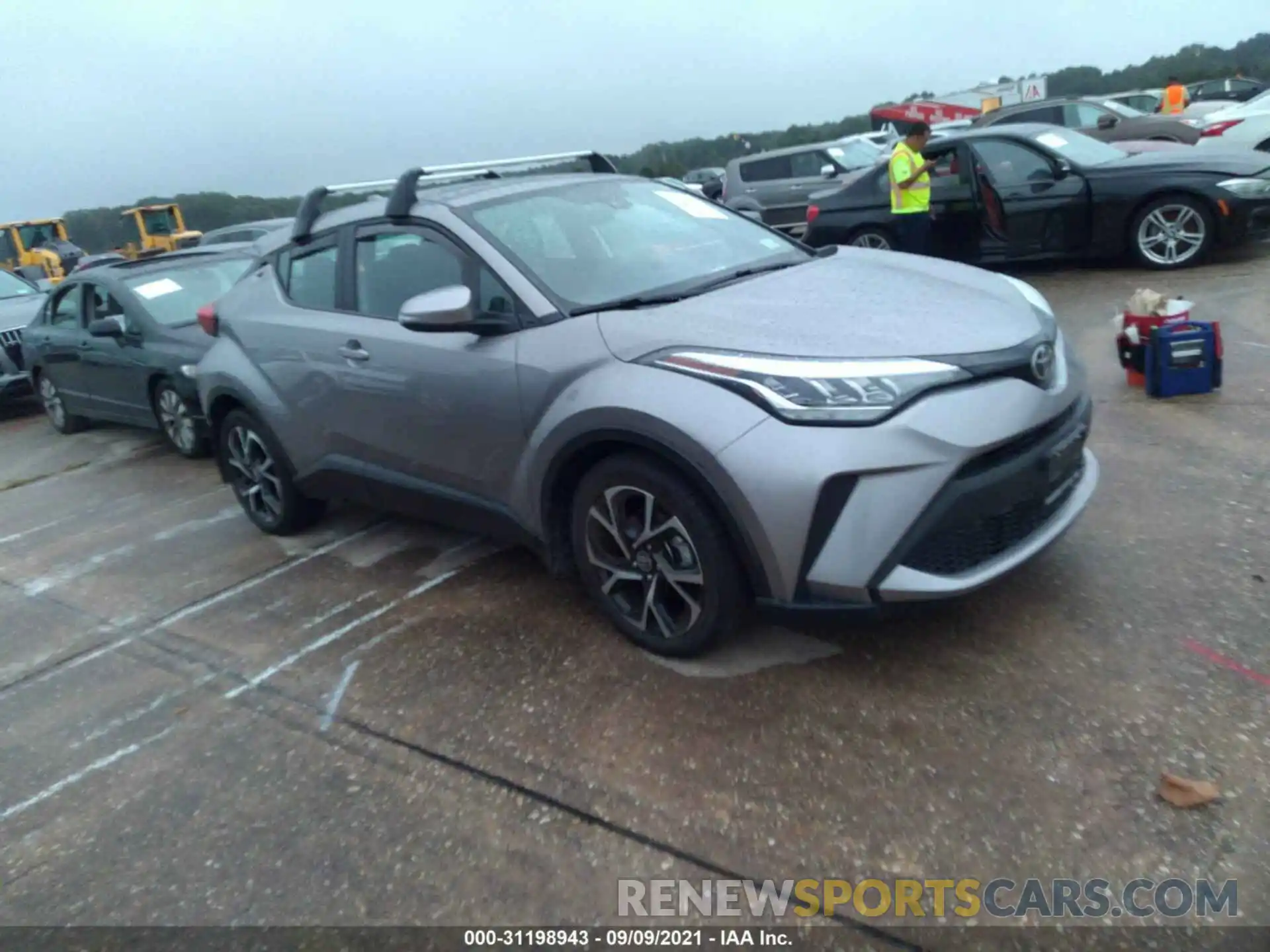 1 Photograph of a damaged car NMTKHMBX8LR108207 TOYOTA C-HR 2020