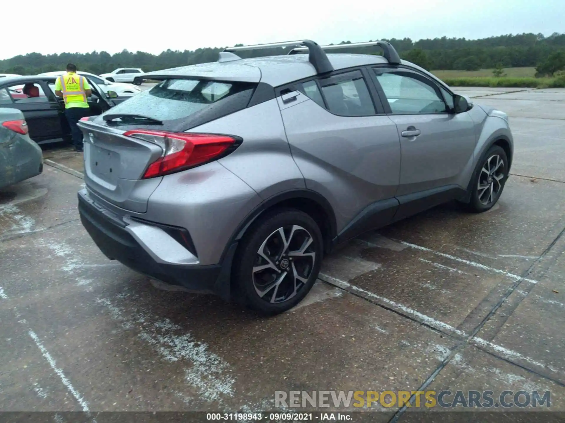 4 Photograph of a damaged car NMTKHMBX8LR108207 TOYOTA C-HR 2020