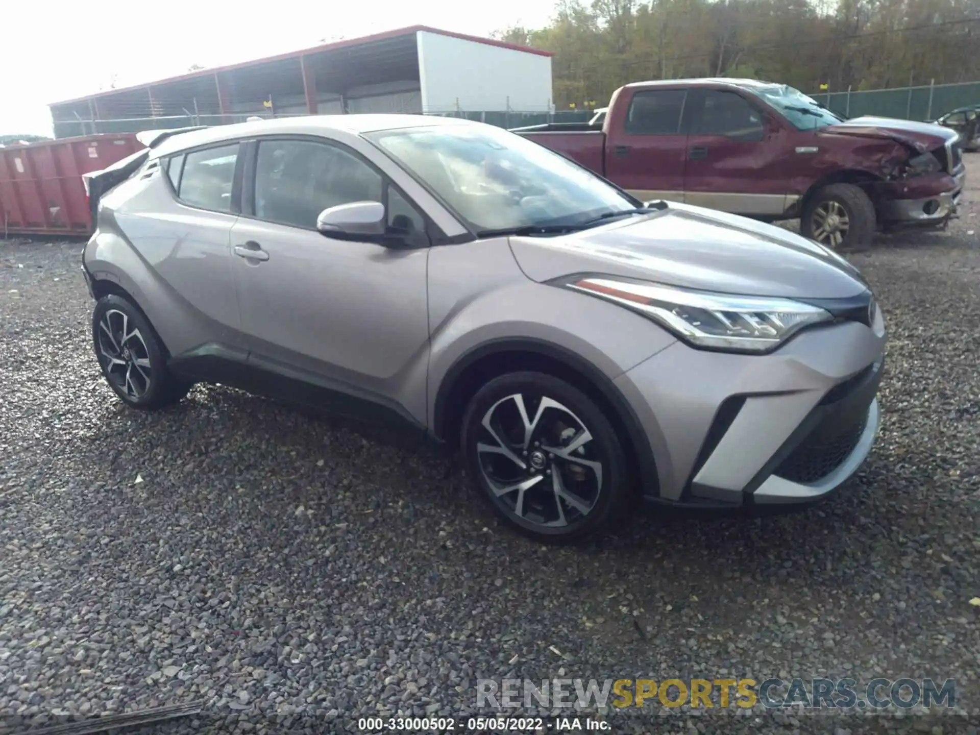 1 Photograph of a damaged car NMTKHMBX8LR108482 TOYOTA C-HR 2020