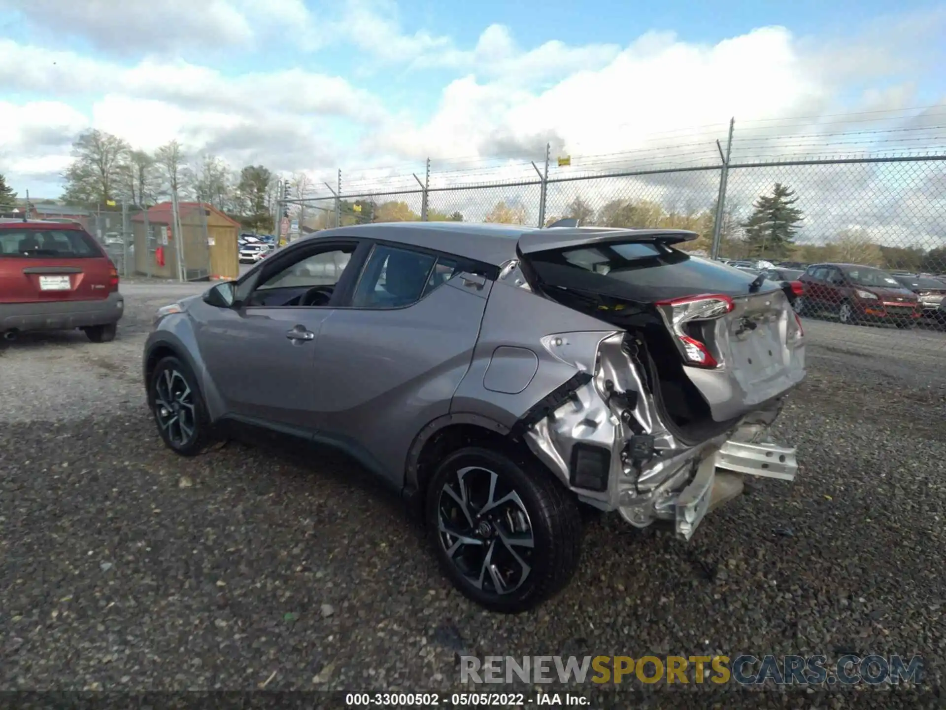 3 Photograph of a damaged car NMTKHMBX8LR108482 TOYOTA C-HR 2020