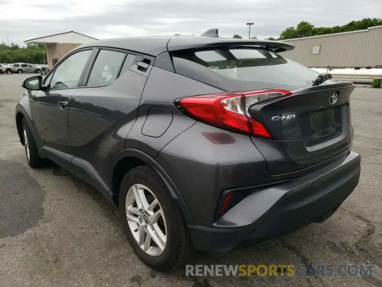 3 Photograph of a damaged car NMTKHMBX8LR108577 TOYOTA C-HR 2020