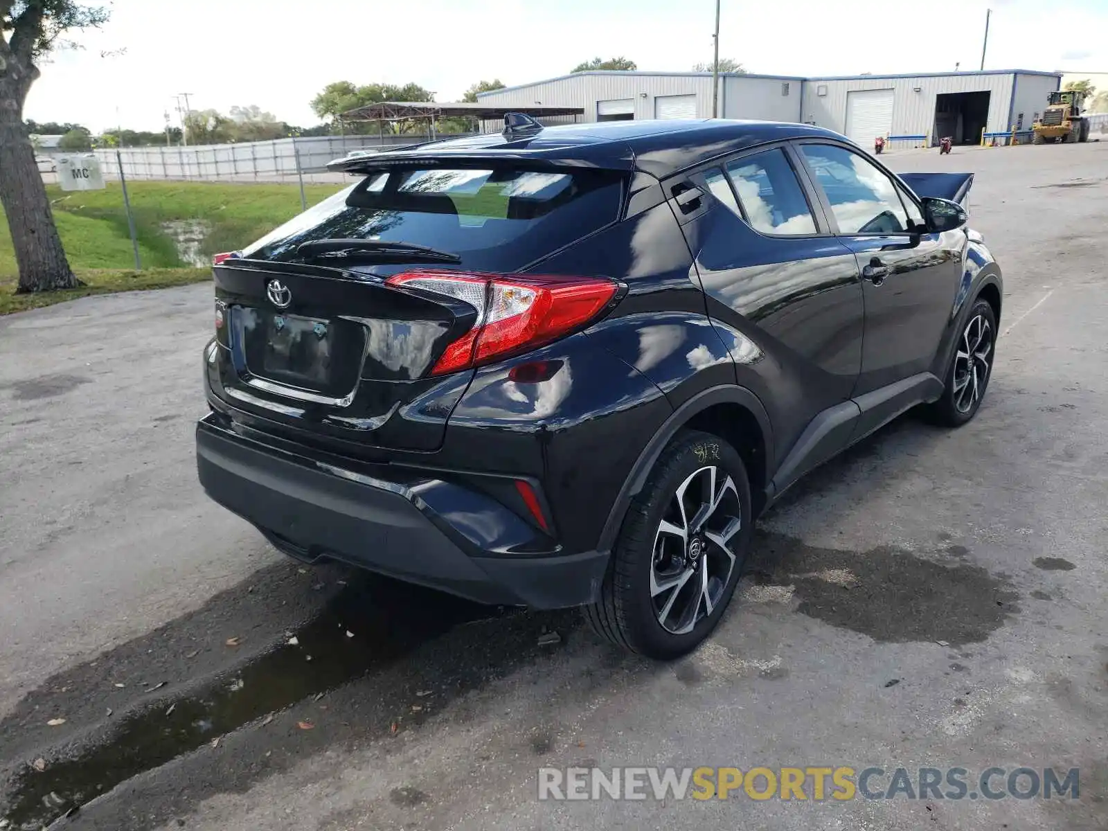 4 Photograph of a damaged car NMTKHMBX8LR109051 TOYOTA C-HR 2020