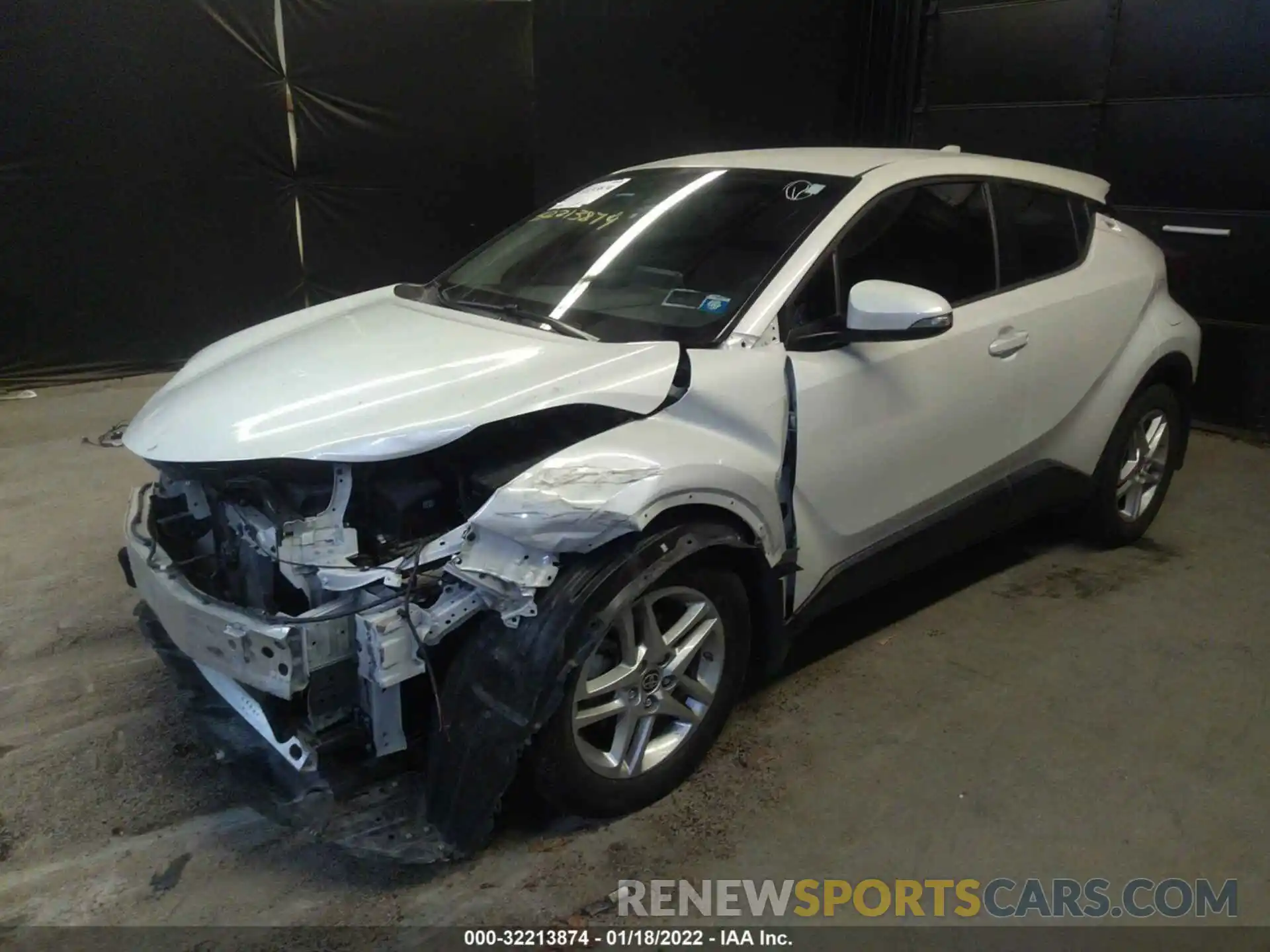 2 Photograph of a damaged car NMTKHMBX8LR109356 TOYOTA C-HR 2020