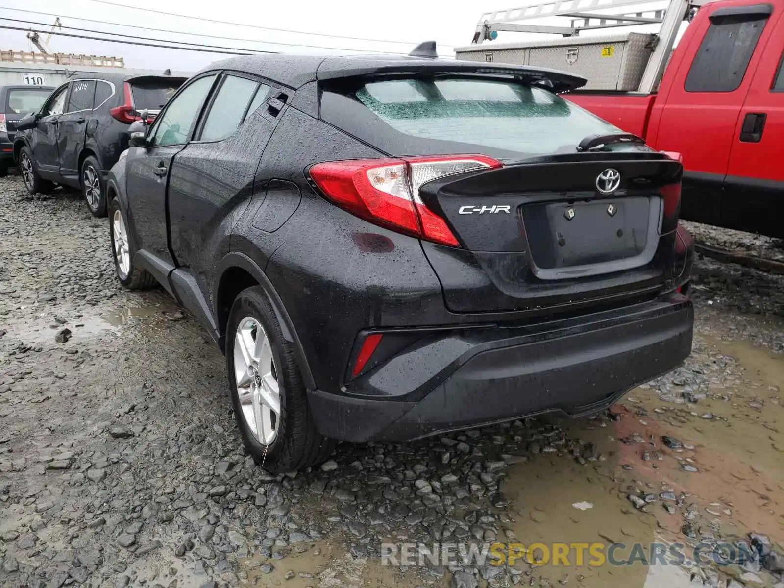 3 Photograph of a damaged car NMTKHMBX8LR109731 TOYOTA C-HR 2020