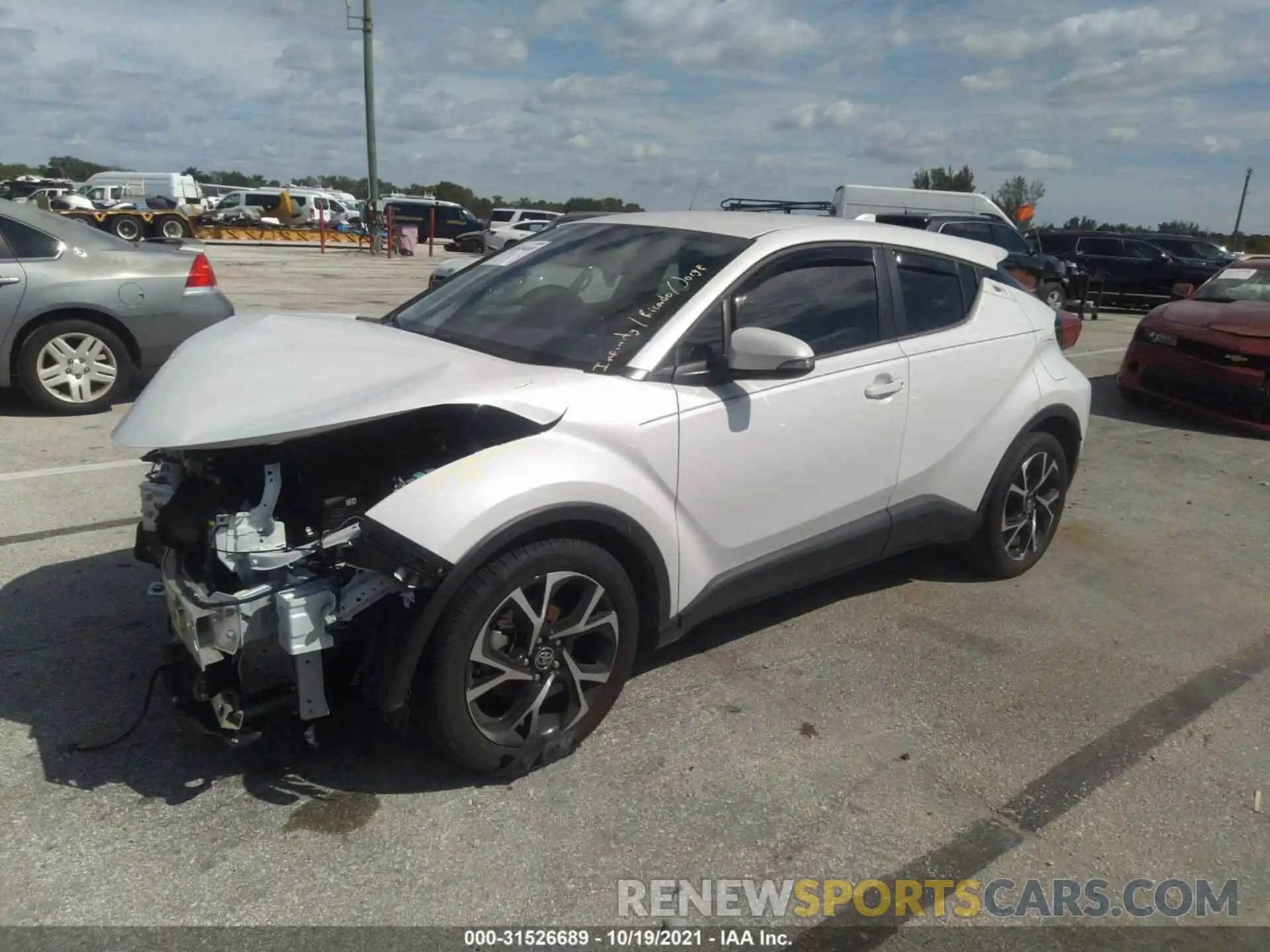 2 Photograph of a damaged car NMTKHMBX8LR112516 TOYOTA C-HR 2020