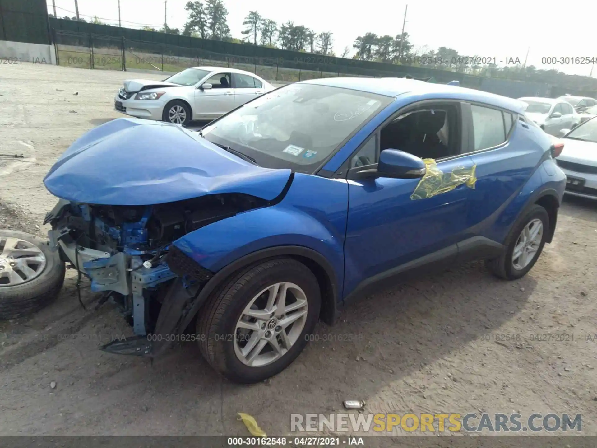 2 Photograph of a damaged car NMTKHMBX8LR114301 TOYOTA C-HR 2020