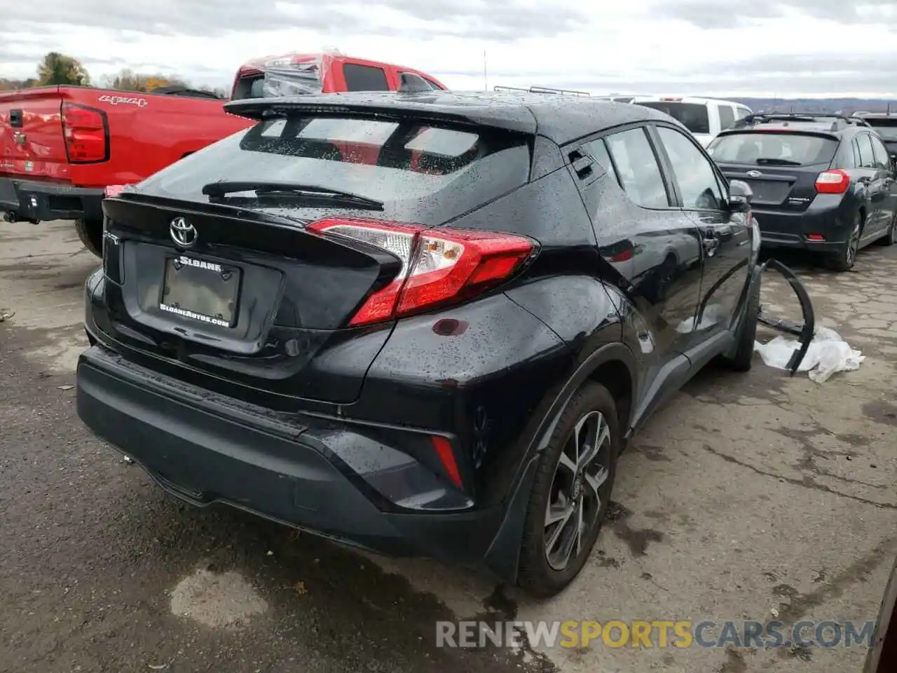 4 Photograph of a damaged car NMTKHMBX8LR118090 TOYOTA C-HR 2020