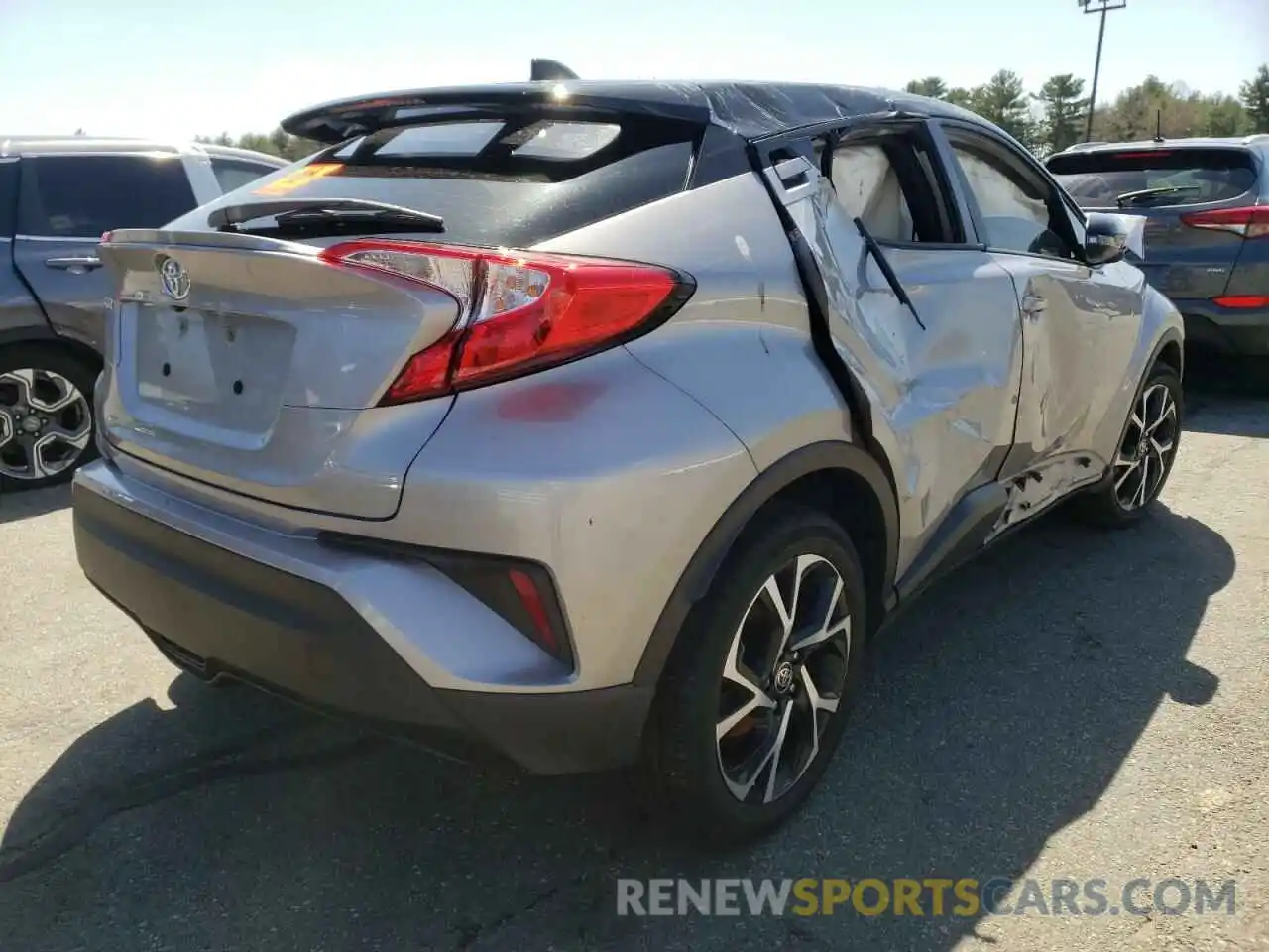 4 Photograph of a damaged car NMTKHMBX9LR103839 TOYOTA C-HR 2020