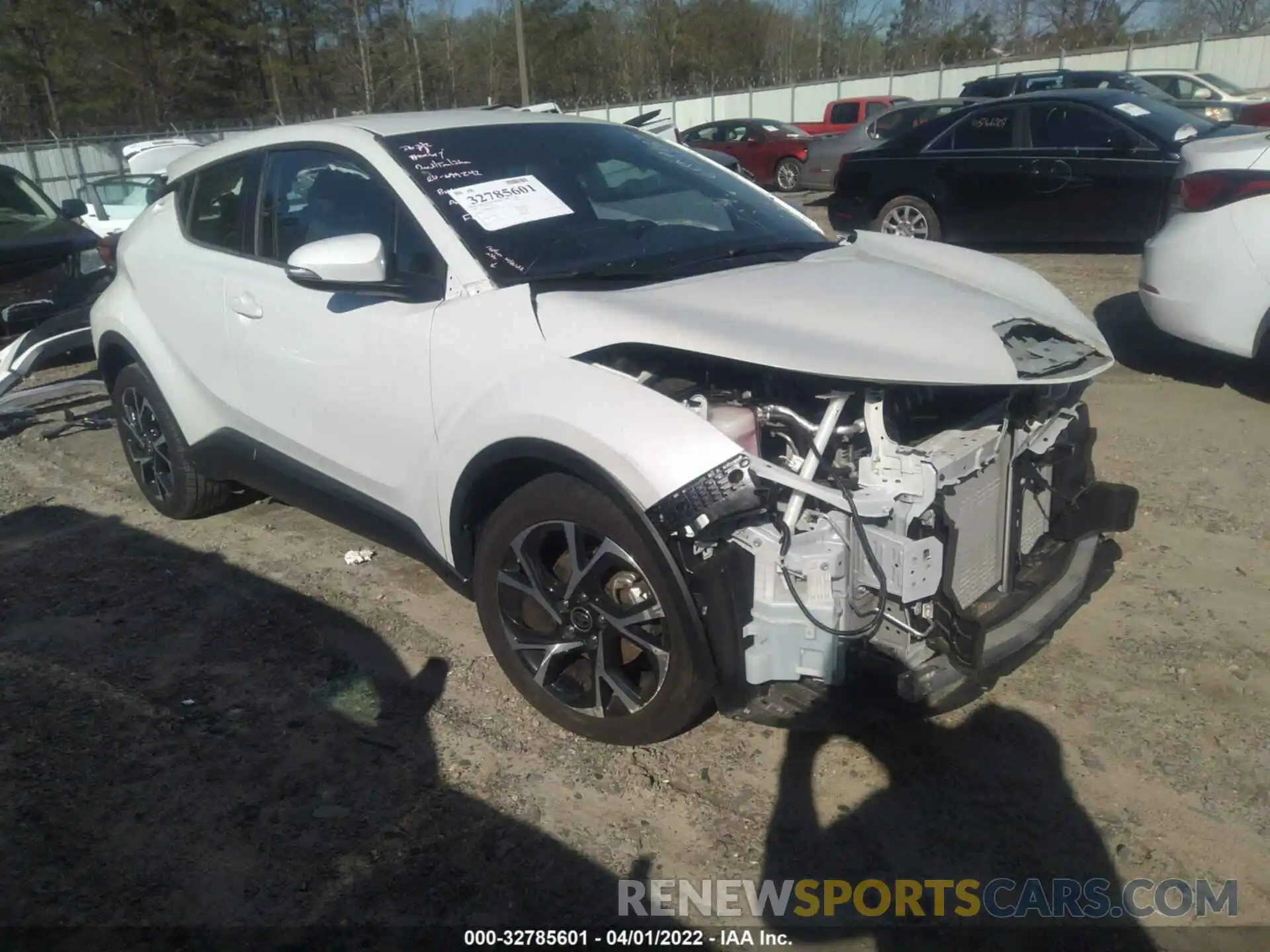 1 Фотография поврежденного автомобиля NMTKHMBX9LR104375 TOYOTA C-HR 2020