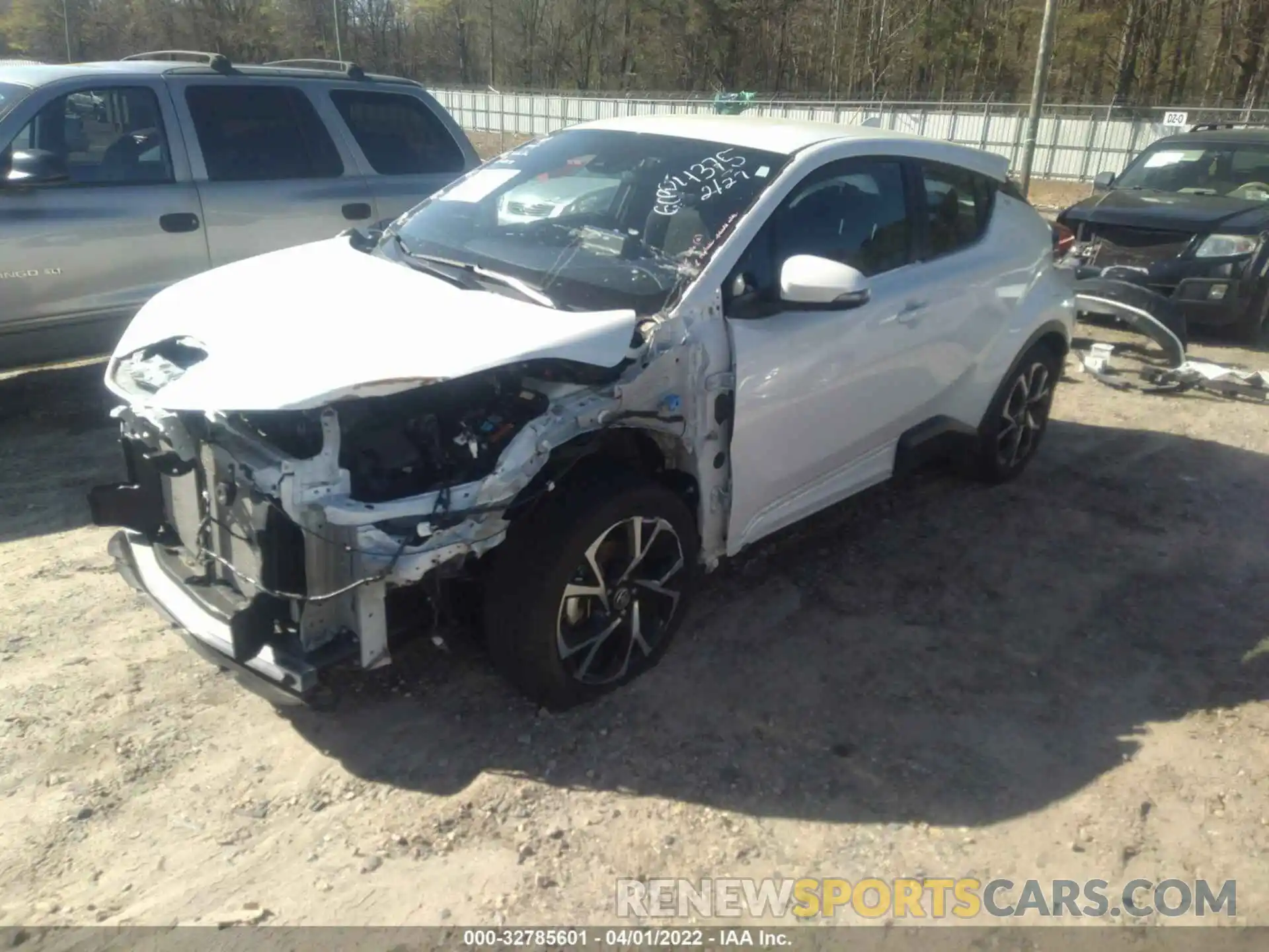 2 Фотография поврежденного автомобиля NMTKHMBX9LR104375 TOYOTA C-HR 2020