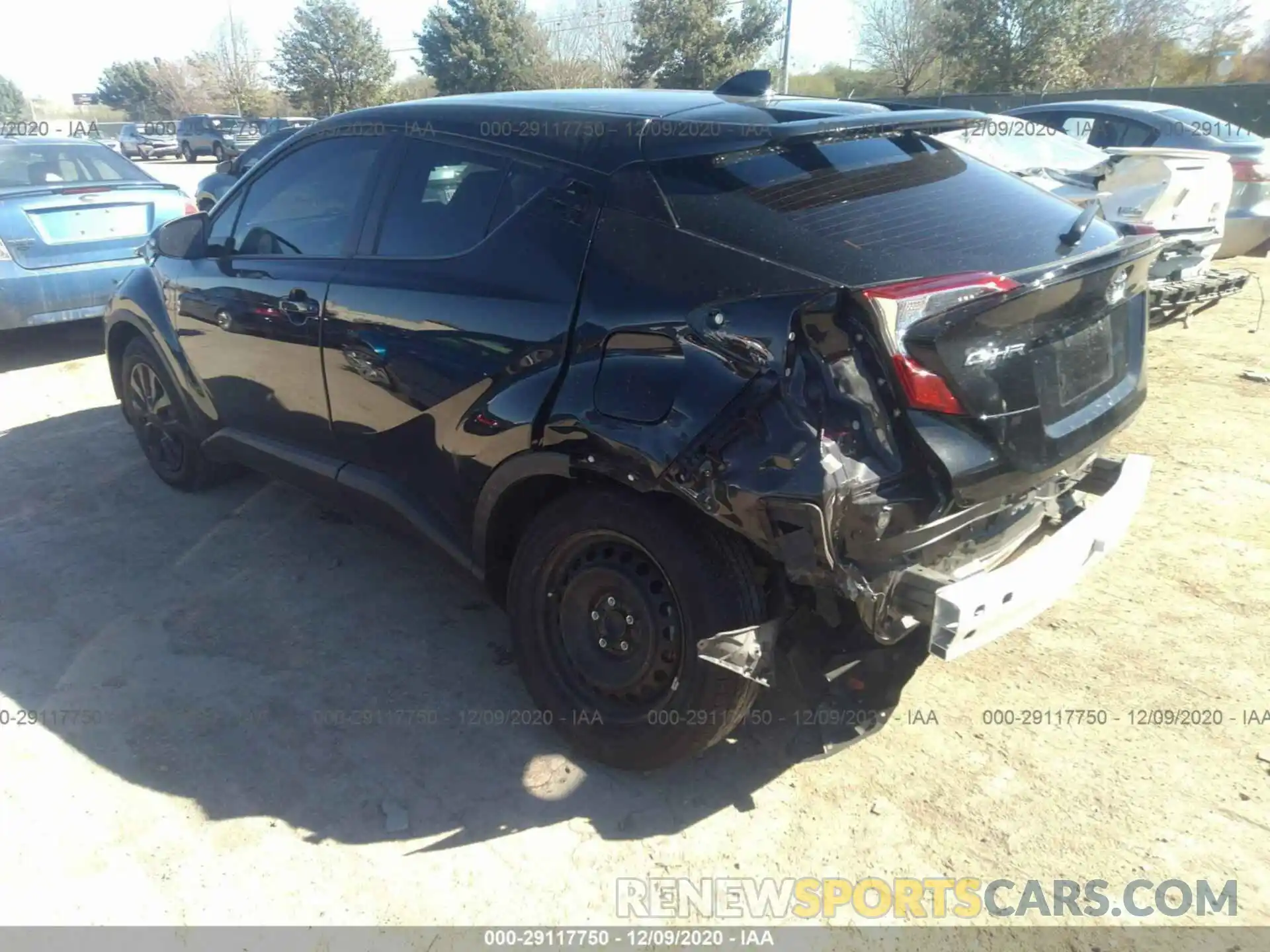 3 Photograph of a damaged car NMTKHMBX9LR104733 TOYOTA C-HR 2020