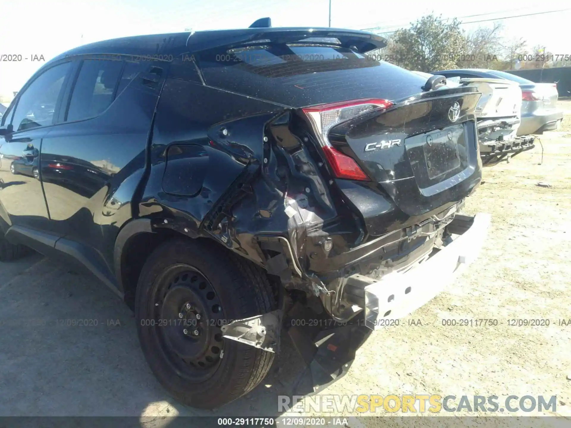 6 Photograph of a damaged car NMTKHMBX9LR104733 TOYOTA C-HR 2020