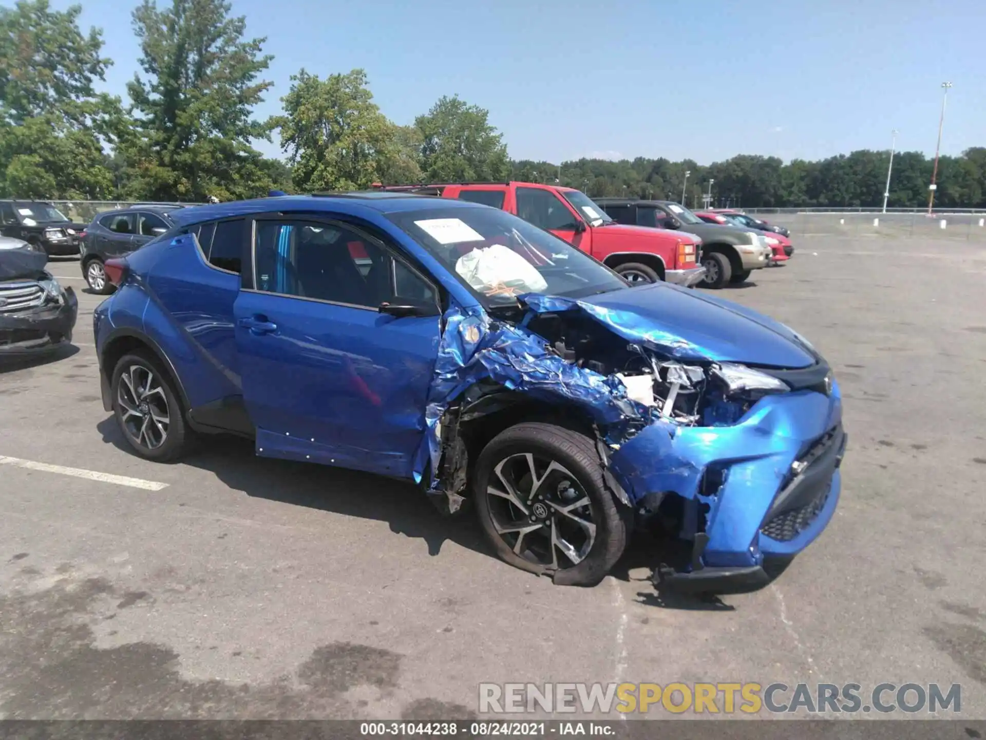 6 Photograph of a damaged car NMTKHMBX9LR105719 TOYOTA C-HR 2020