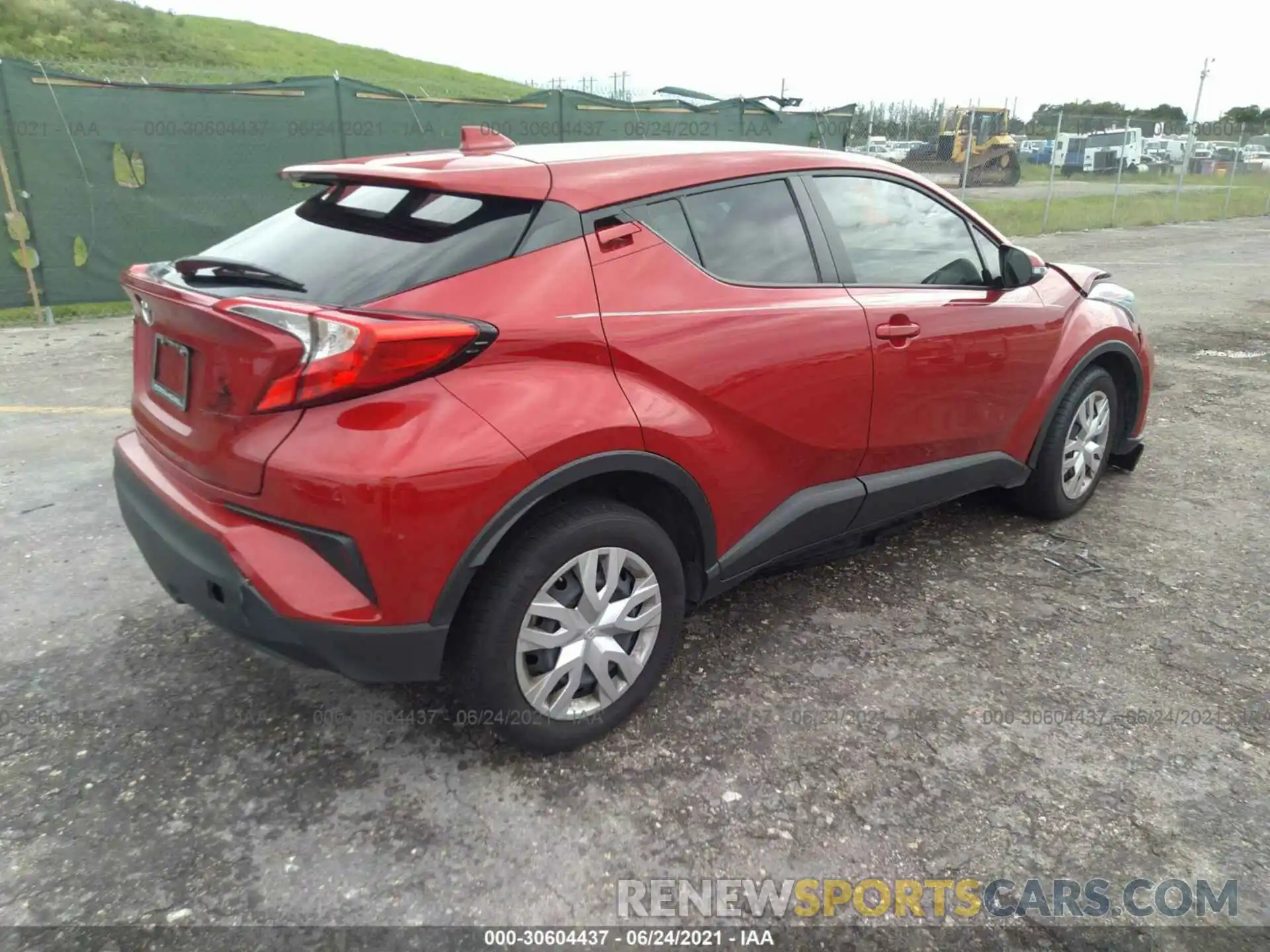 4 Photograph of a damaged car NMTKHMBX9LR105753 TOYOTA C-HR 2020