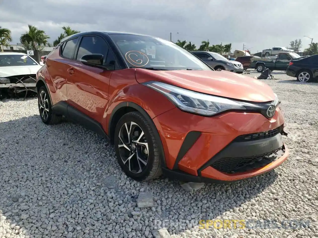 1 Фотография поврежденного автомобиля NMTKHMBX9LR107082 TOYOTA C-HR 2020