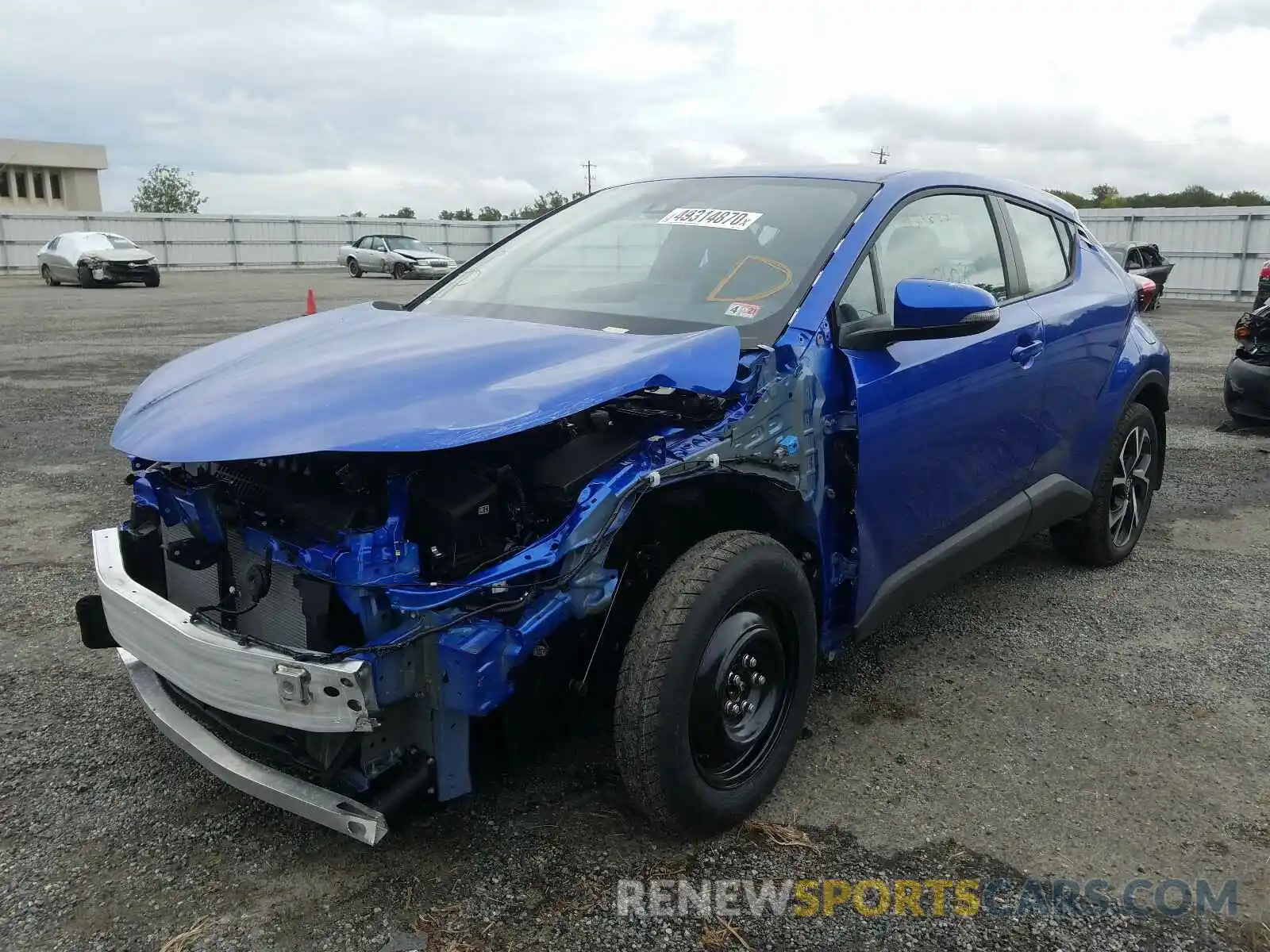 2 Photograph of a damaged car NMTKHMBX9LR109768 TOYOTA C-HR 2020