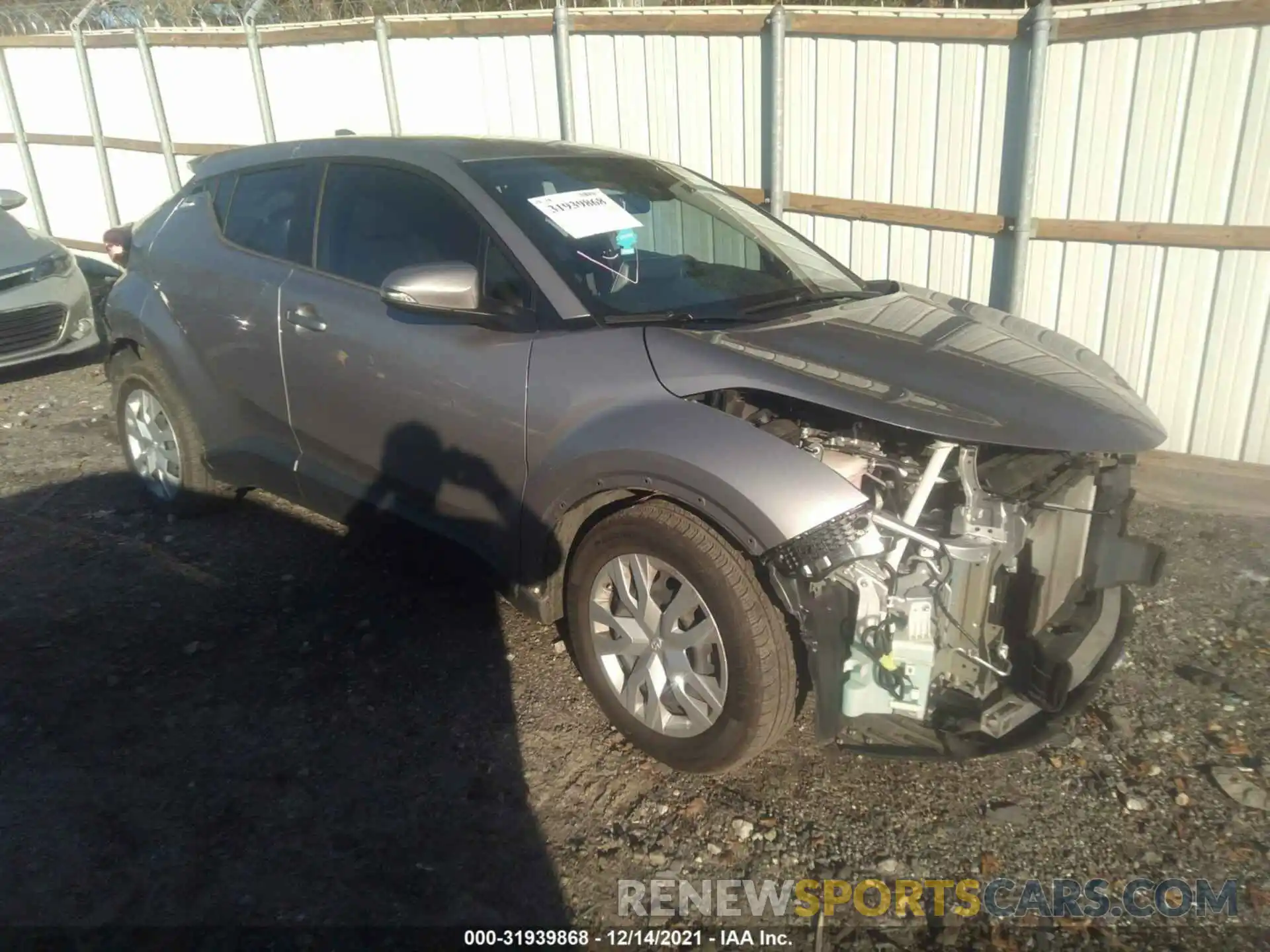 1 Photograph of a damaged car NMTKHMBX9LR110709 TOYOTA C-HR 2020