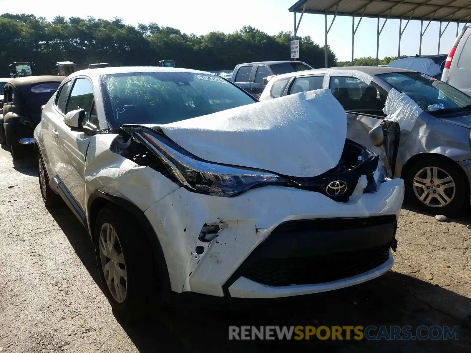 1 Photograph of a damaged car NMTKHMBX9LR111343 TOYOTA C-HR 2020