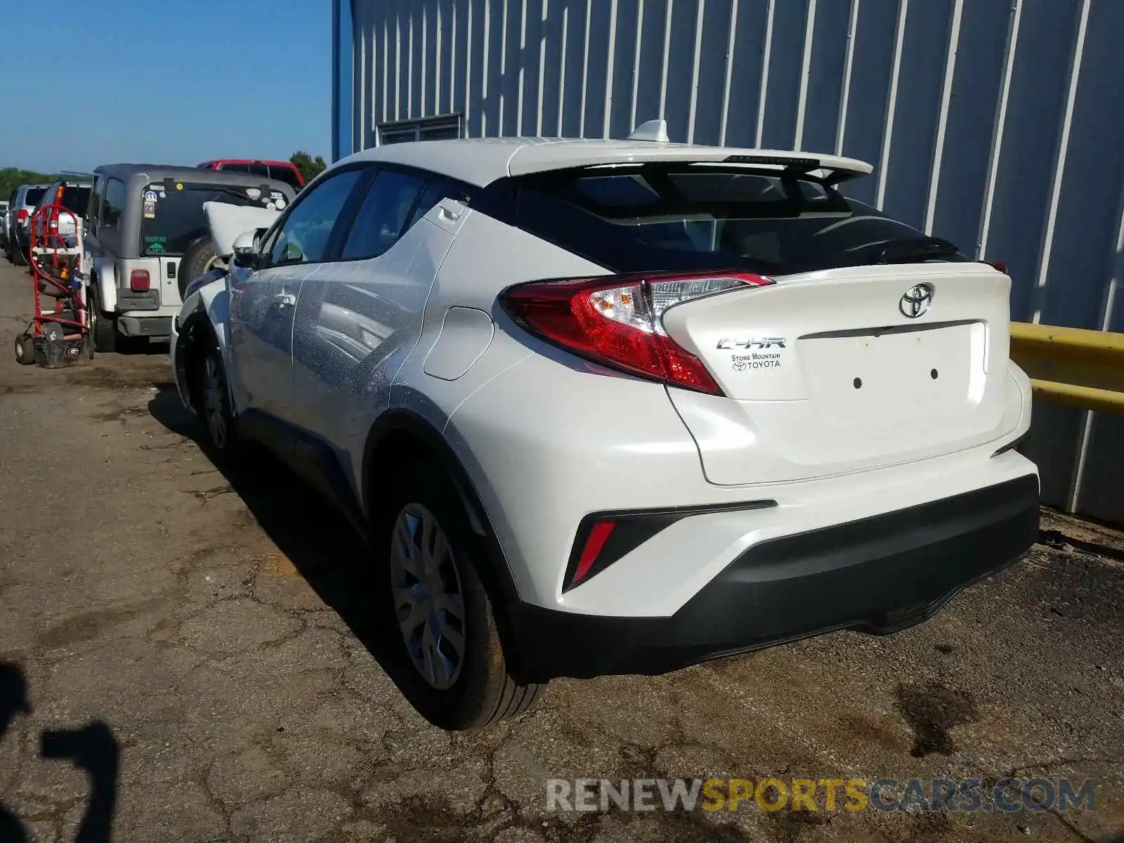 3 Photograph of a damaged car NMTKHMBX9LR111343 TOYOTA C-HR 2020